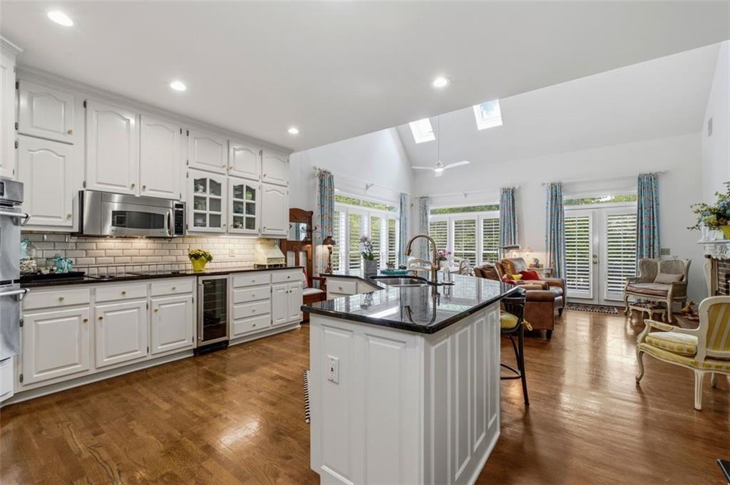 100 Ridgetree Lane