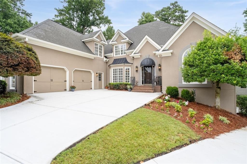 100 Ridgetree Lane