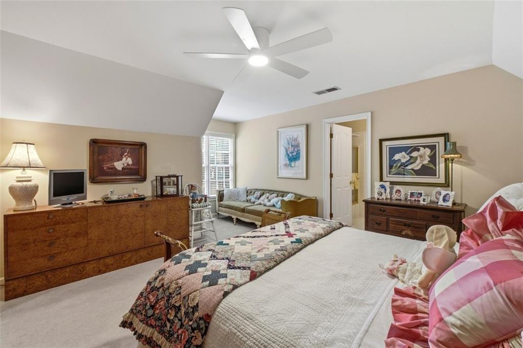 100 Ridgetree Lane