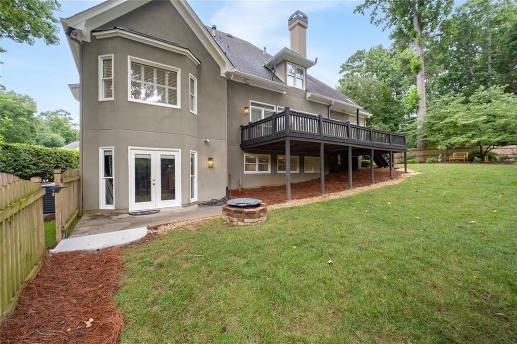 100 Ridgetree Lane