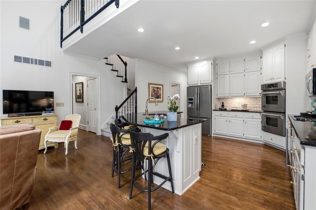 100 Ridgetree Lane