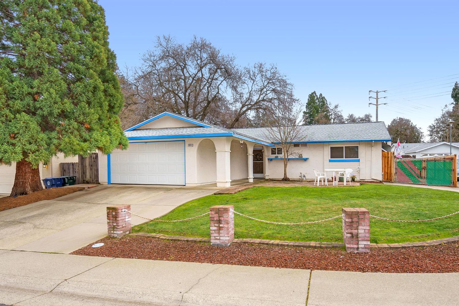 8044 Linden Lime Court