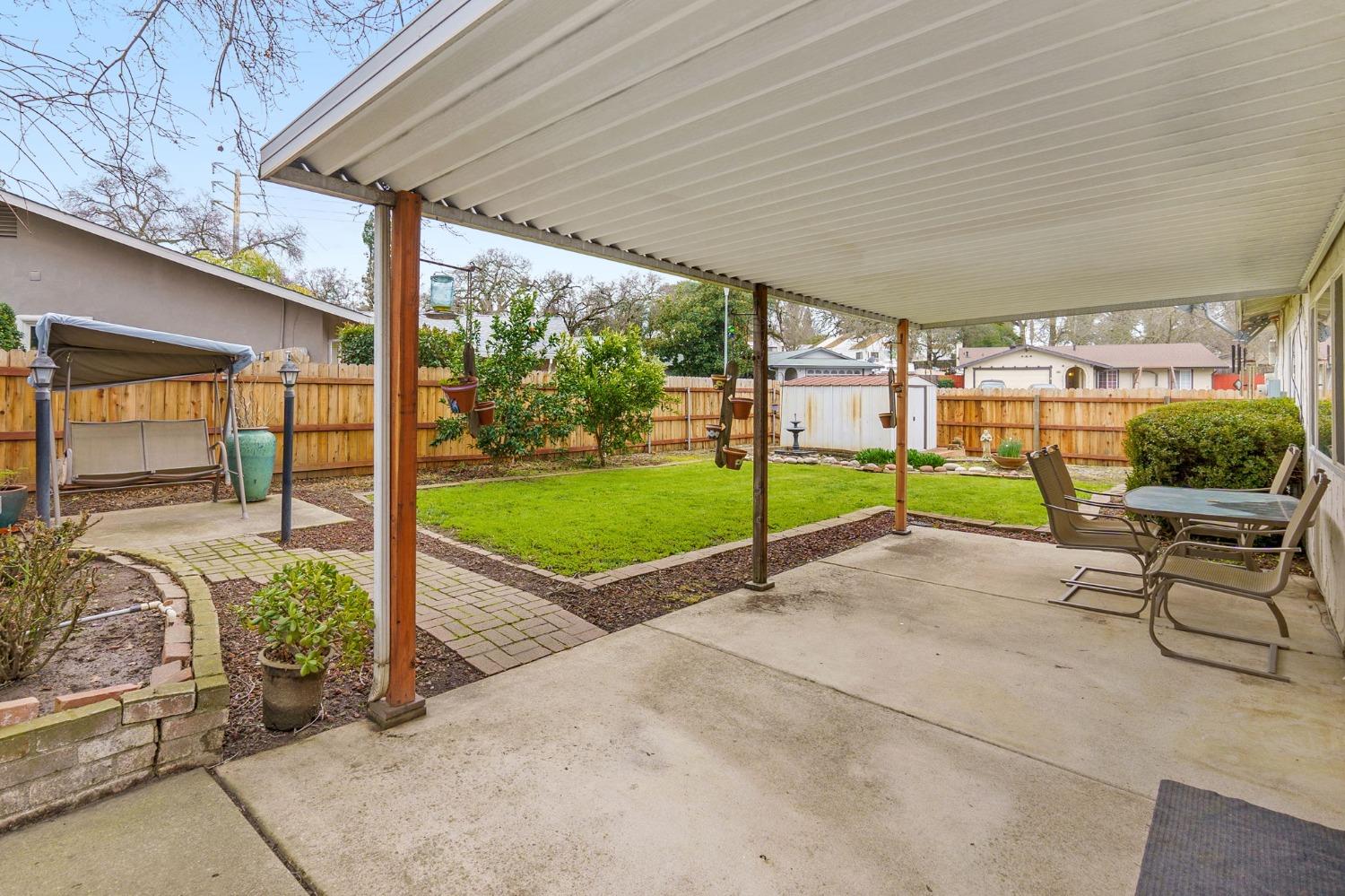 8044 Linden Lime Court