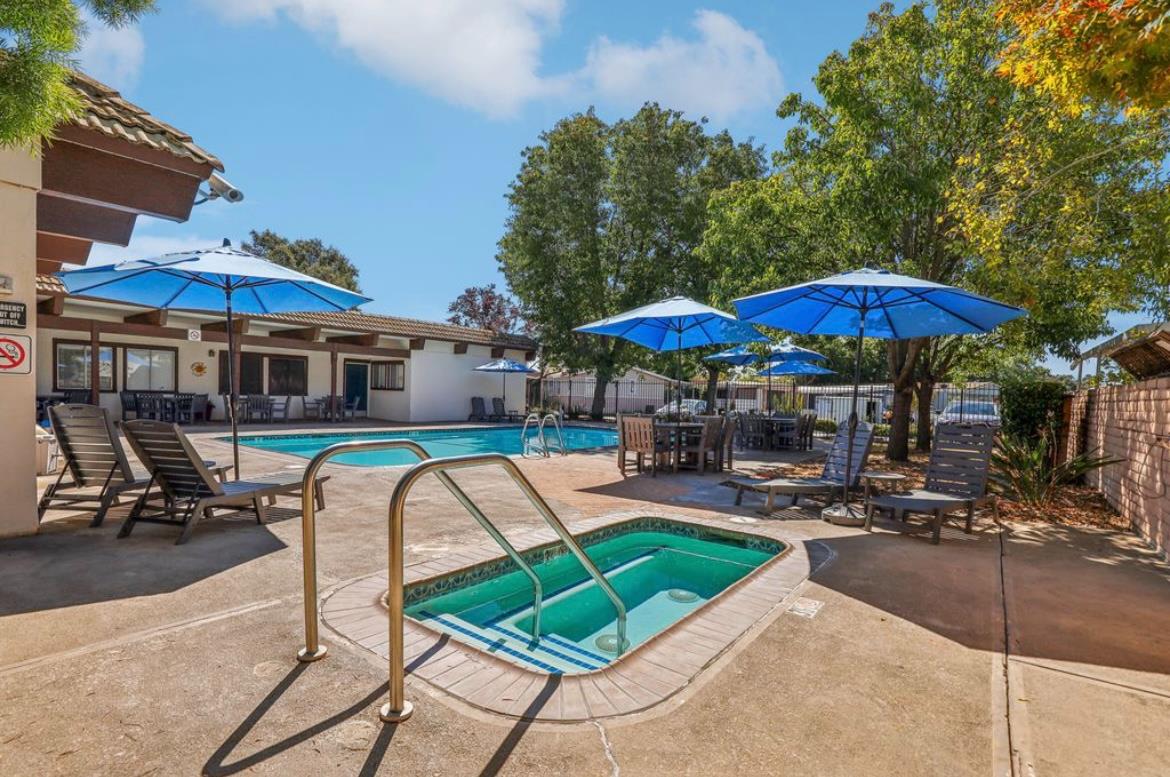 4824 Liberty Bell Lane
