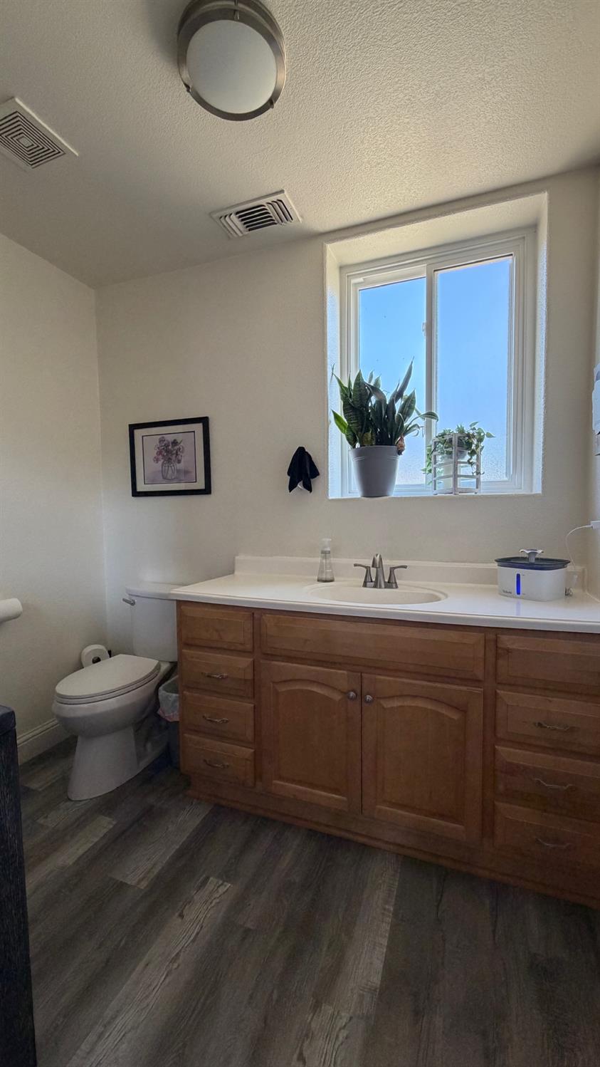 2315 Cottage Drive