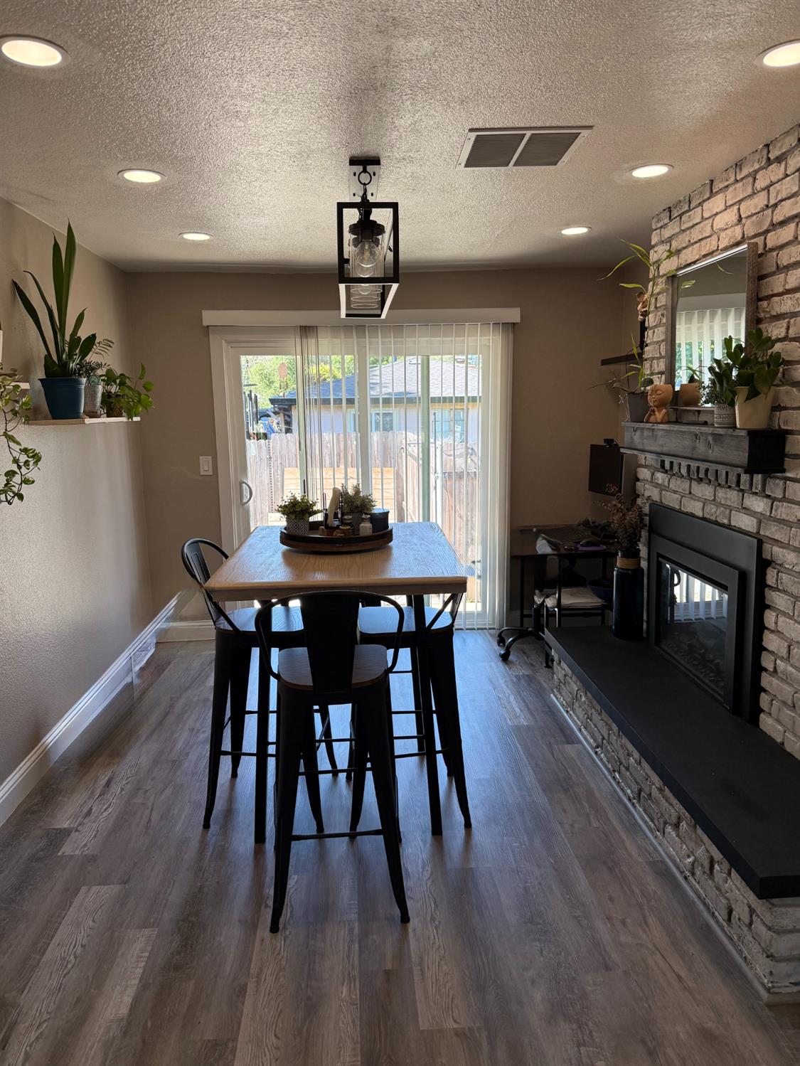 2315 Cottage Drive