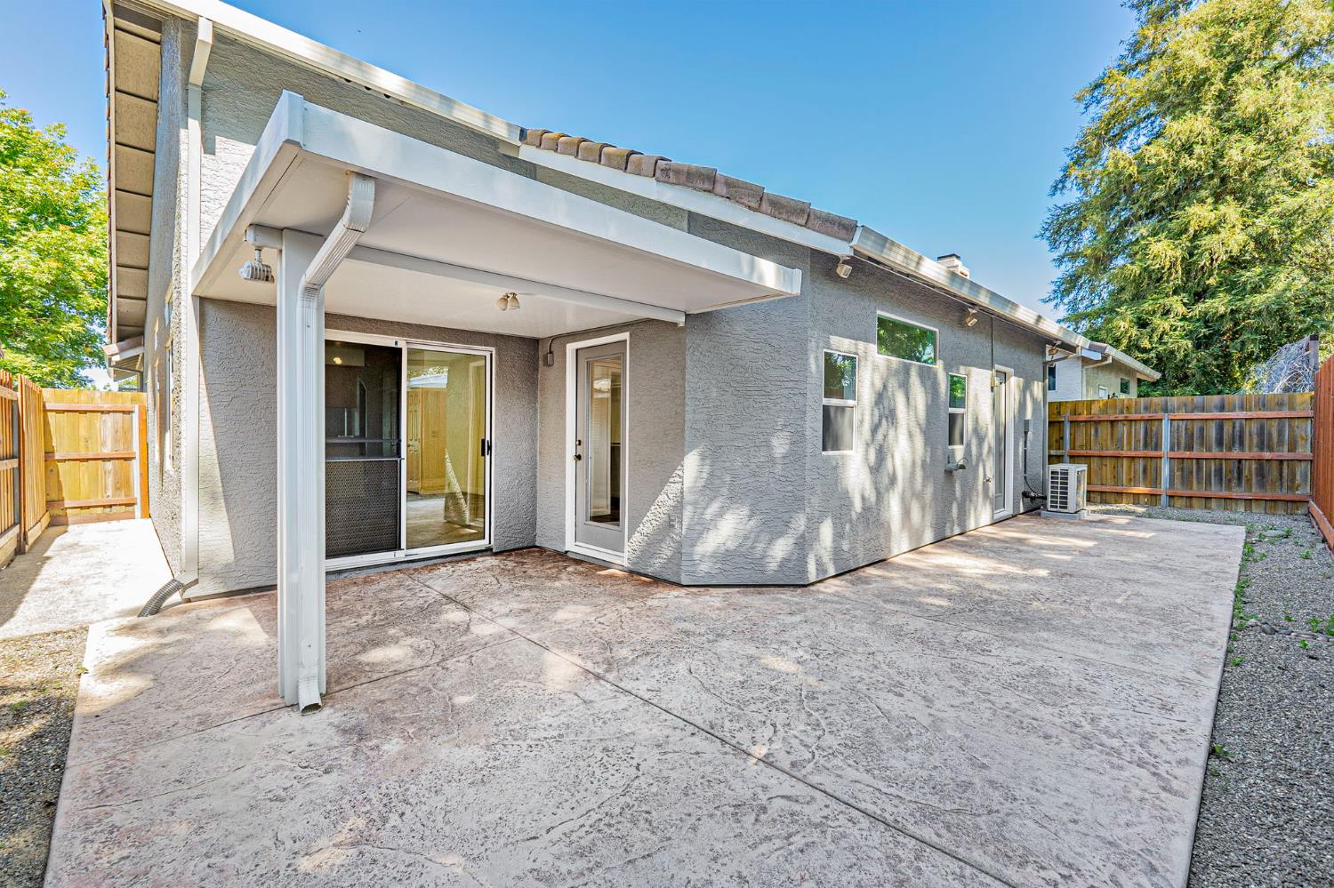 9121 Nola Place