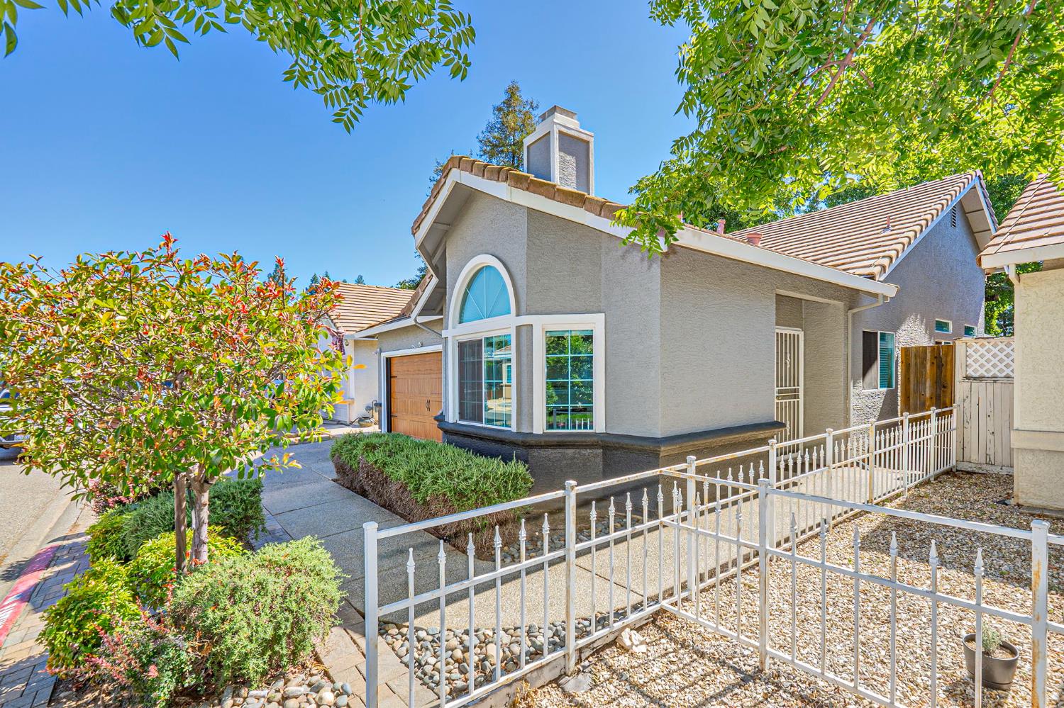 9121 Nola Place
