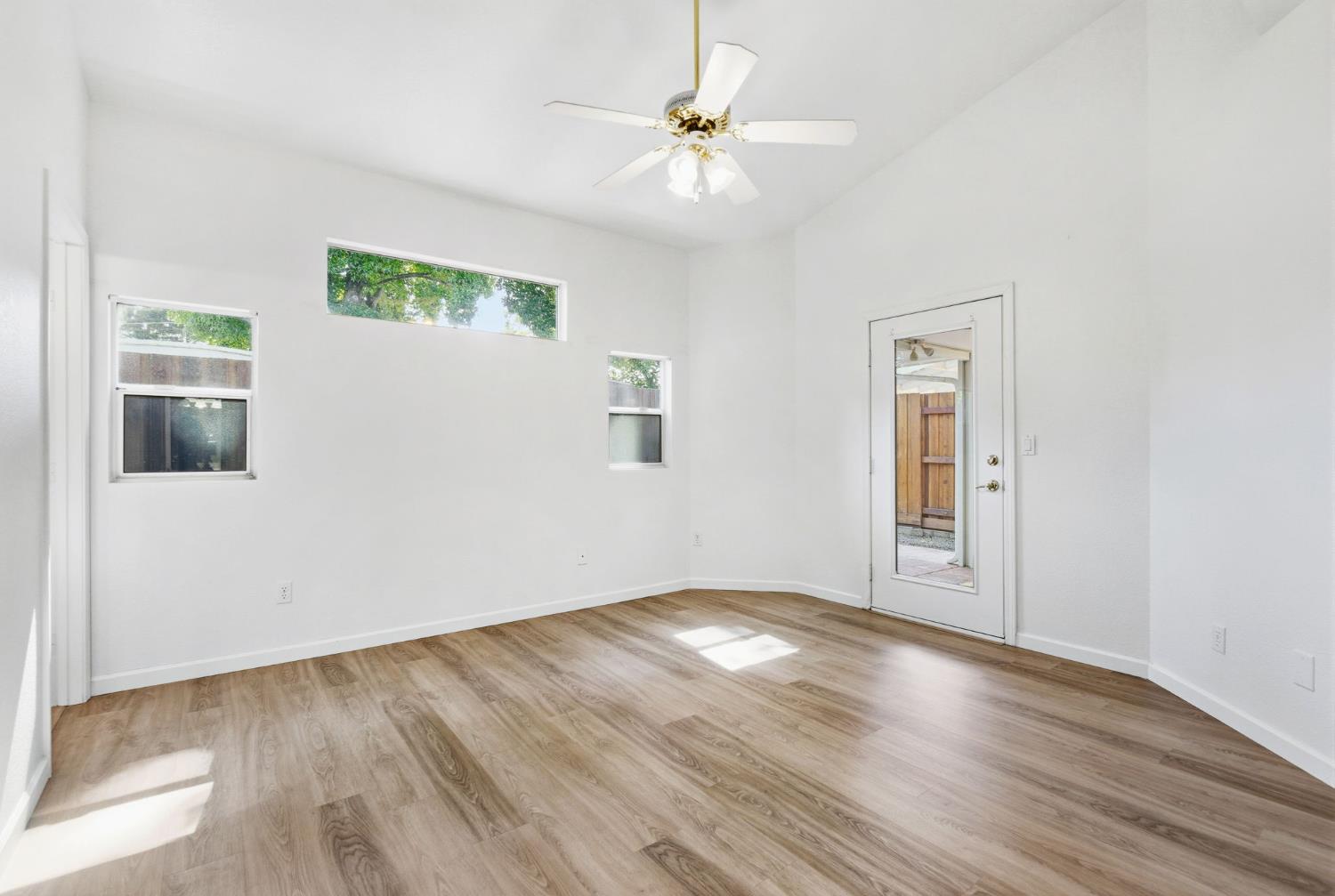 9121 Nola Place