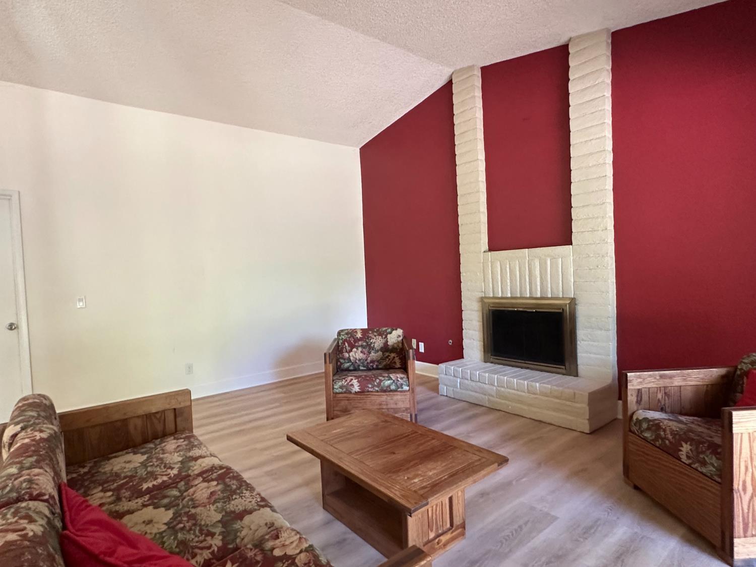 5727 Muldrow