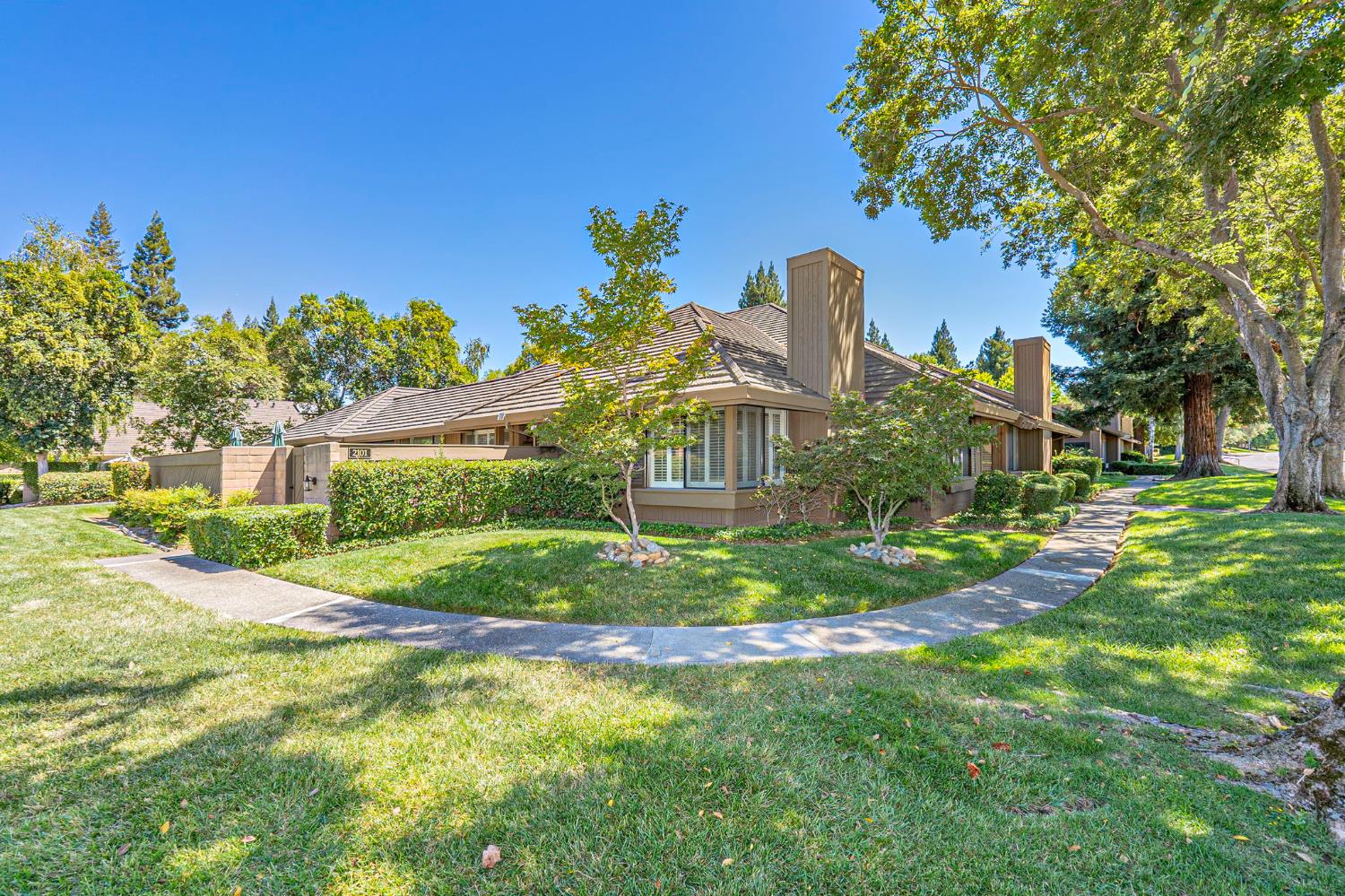 2101 Gold Rush Drive