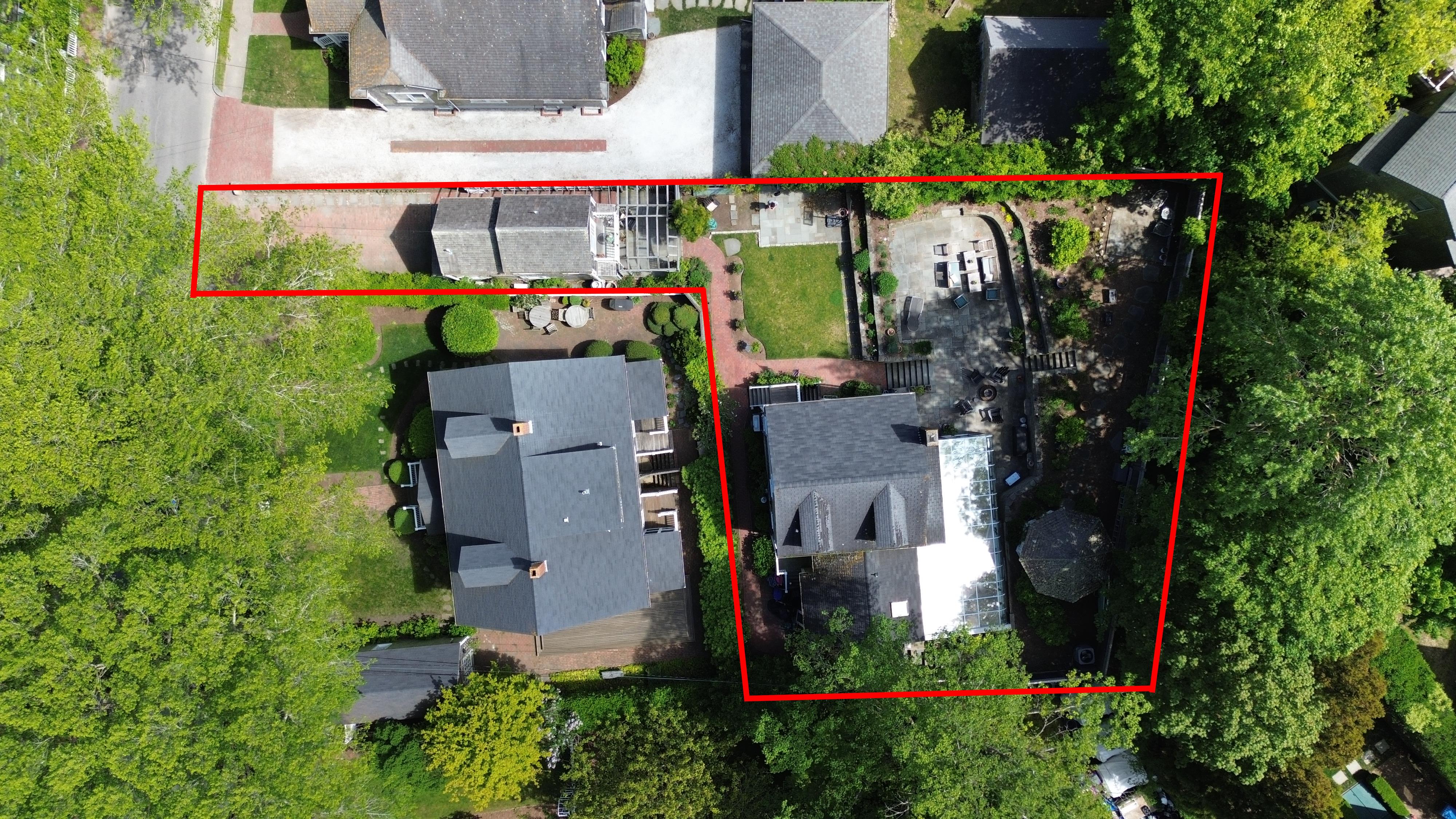 33 Pleasant Street