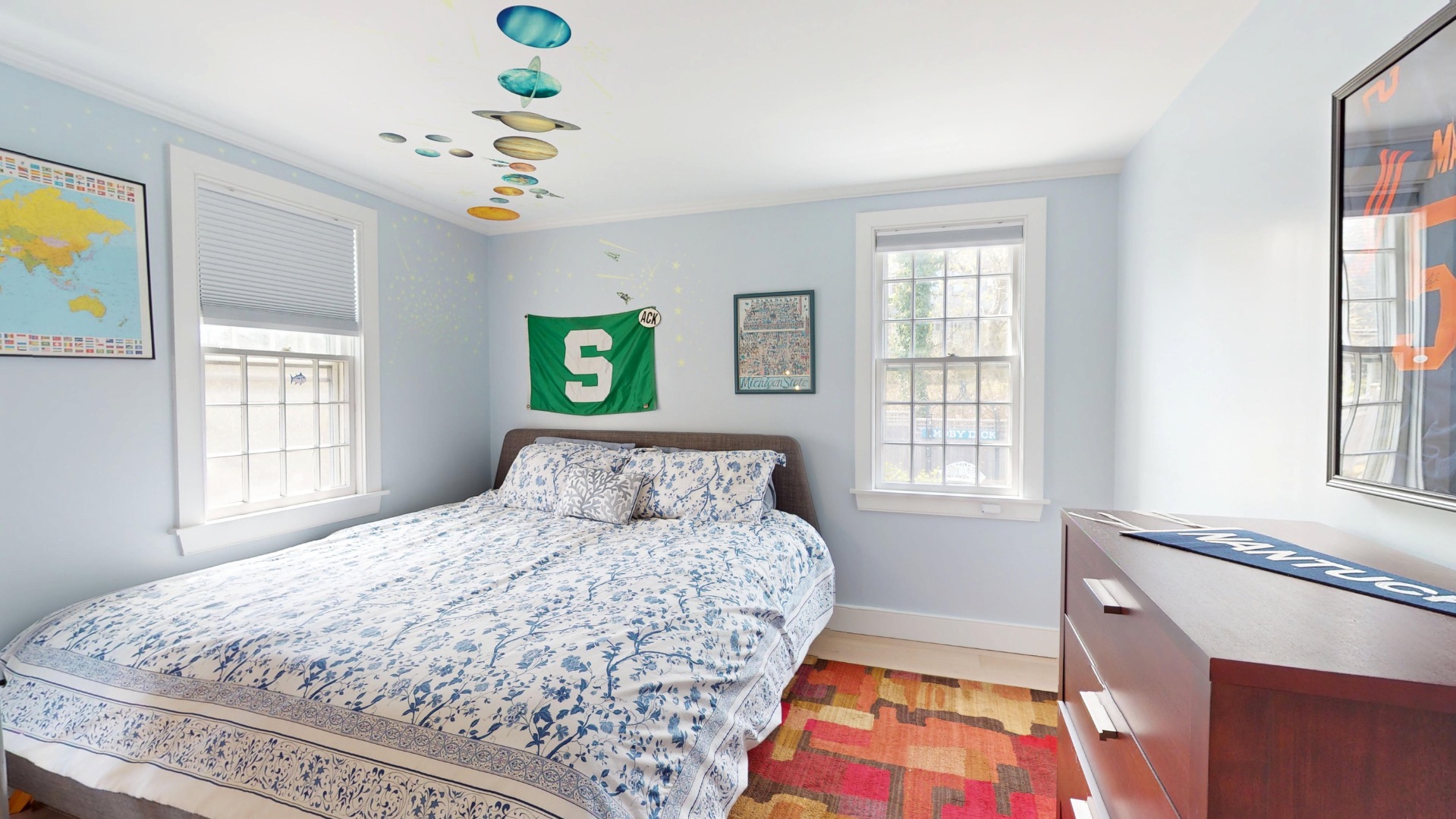 33 Pleasant Street