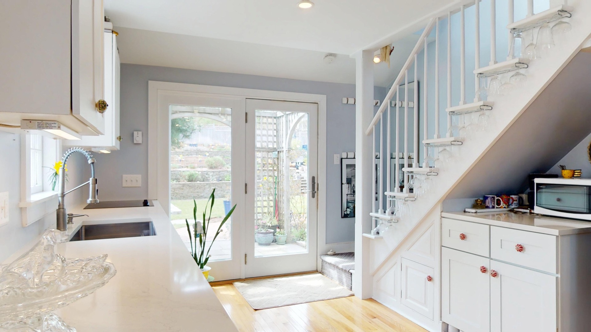 33 Pleasant Street