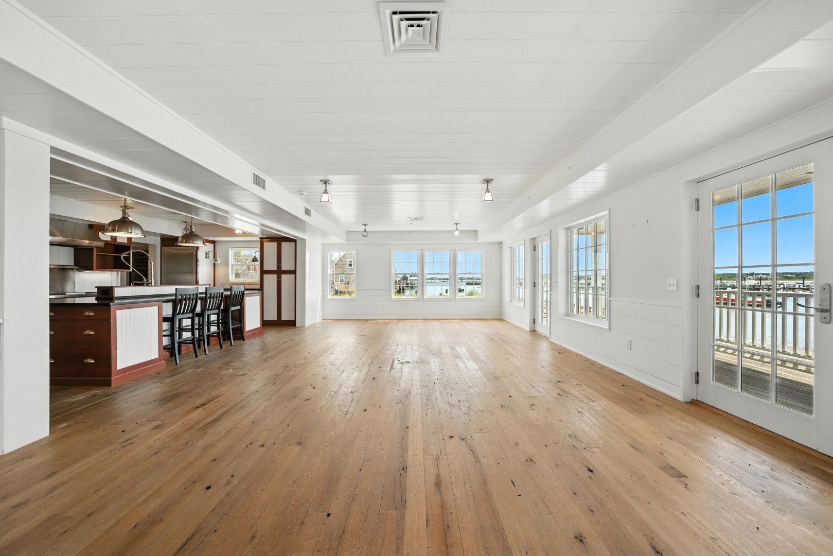 13 Commercial Wharf