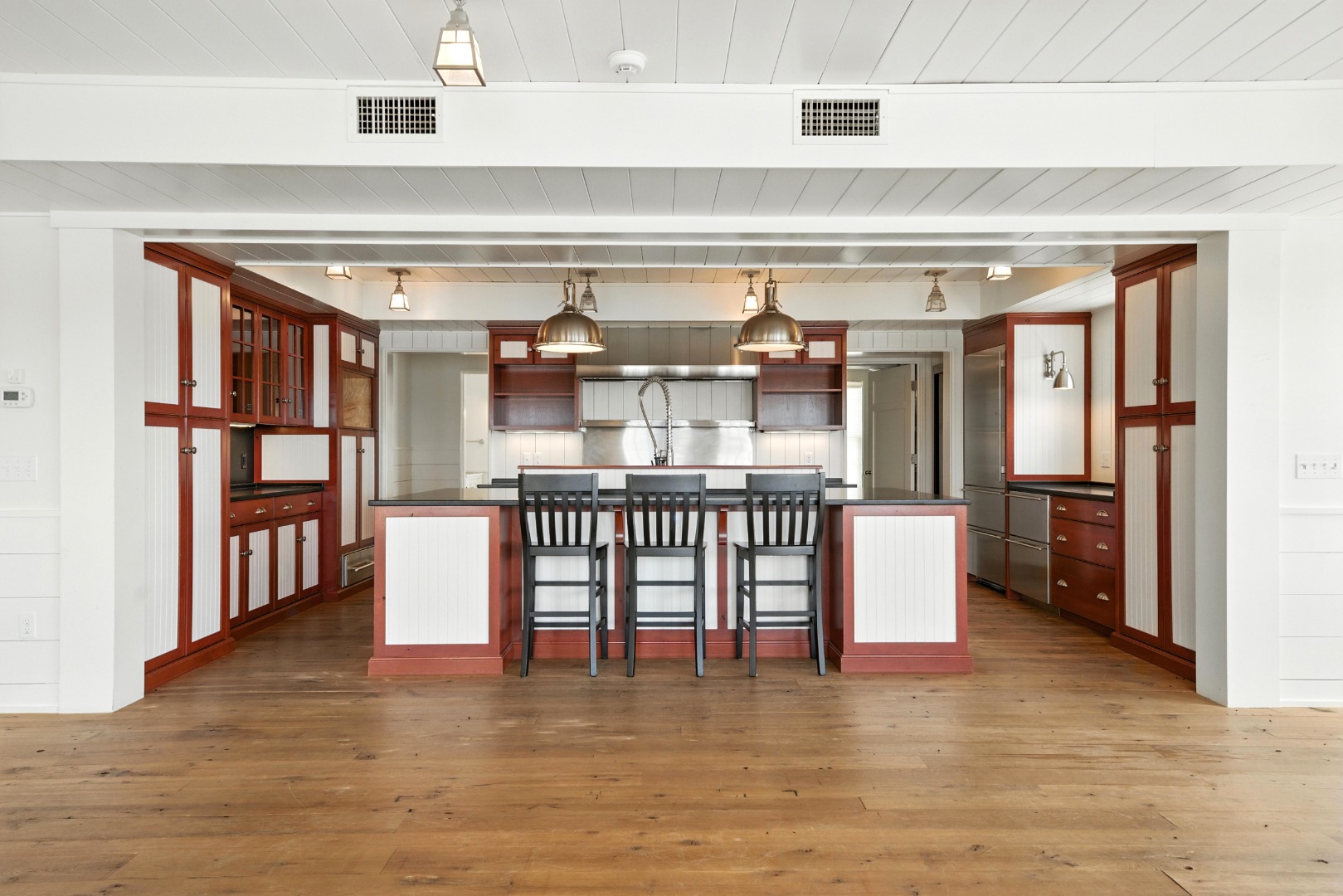 13 Commercial Wharf