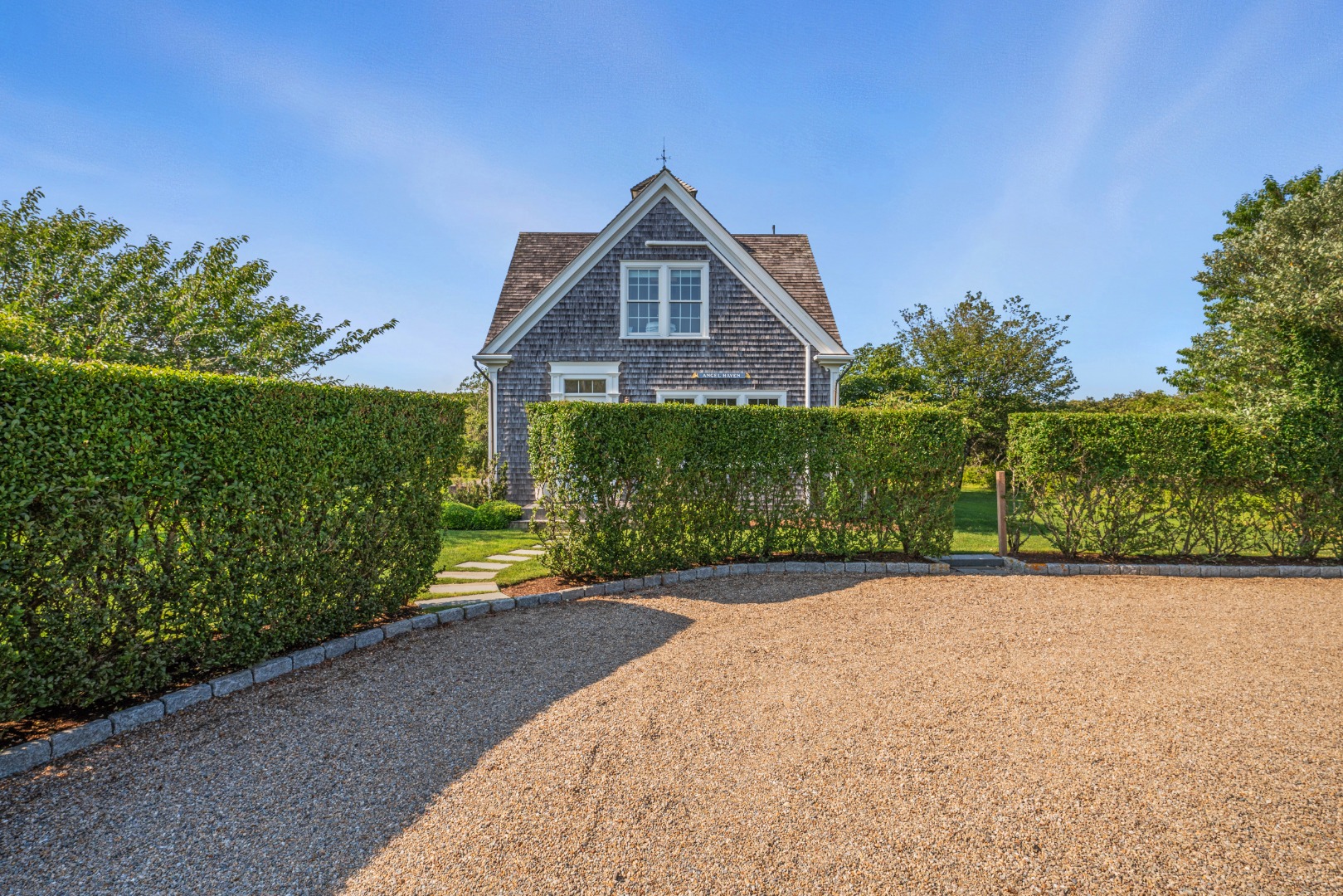 24 Flintlock Road