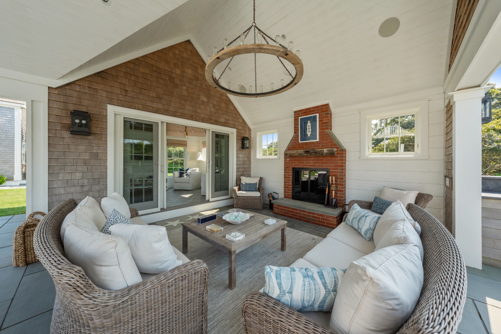 24 Flintlock Road