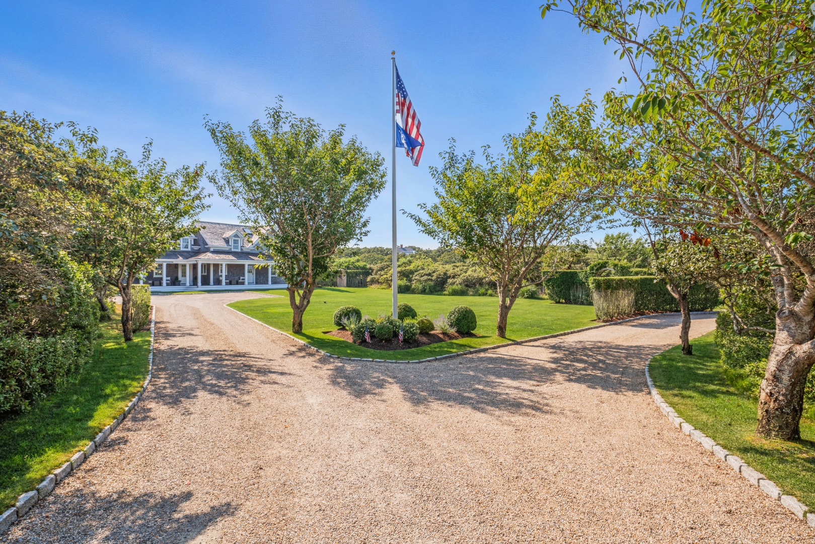 24 Flintlock Road