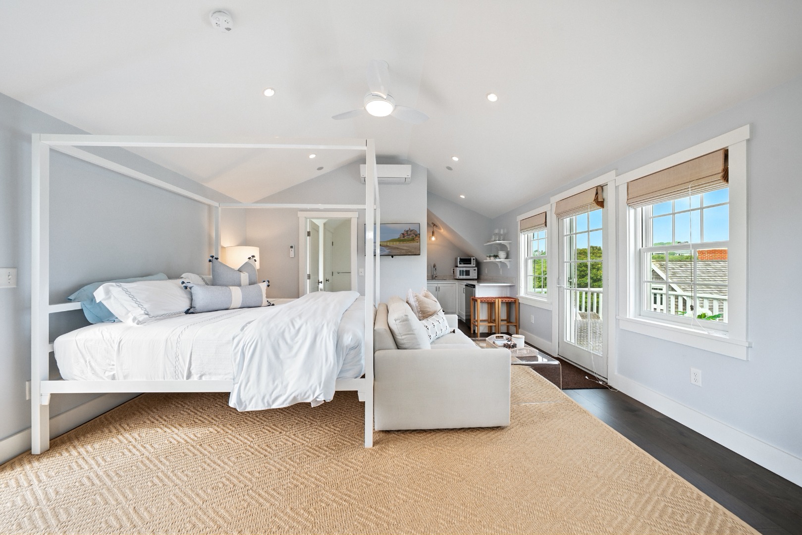 24 Flintlock Road