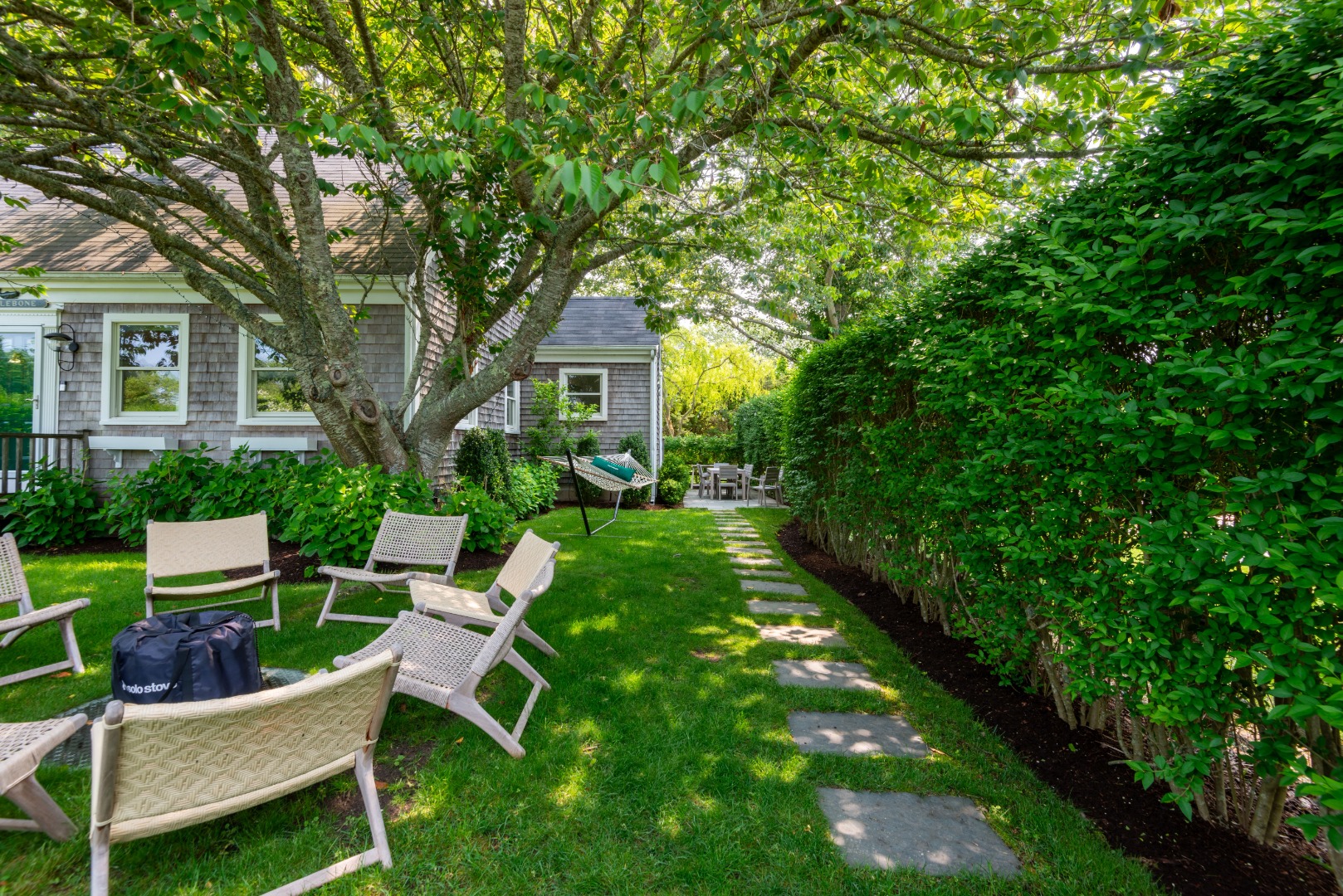 8 Polliwog Pond Road