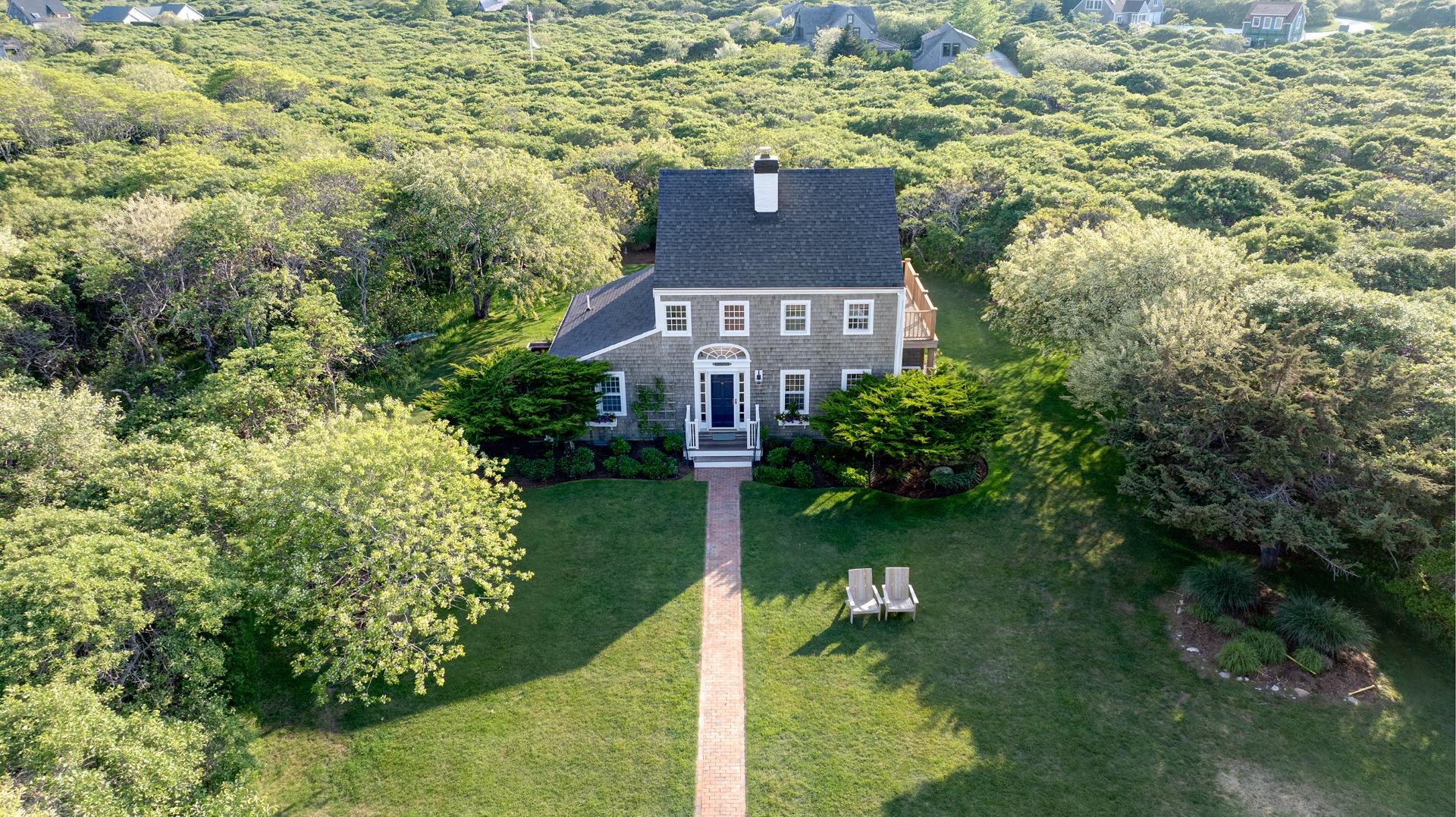 15 Longwood Drive