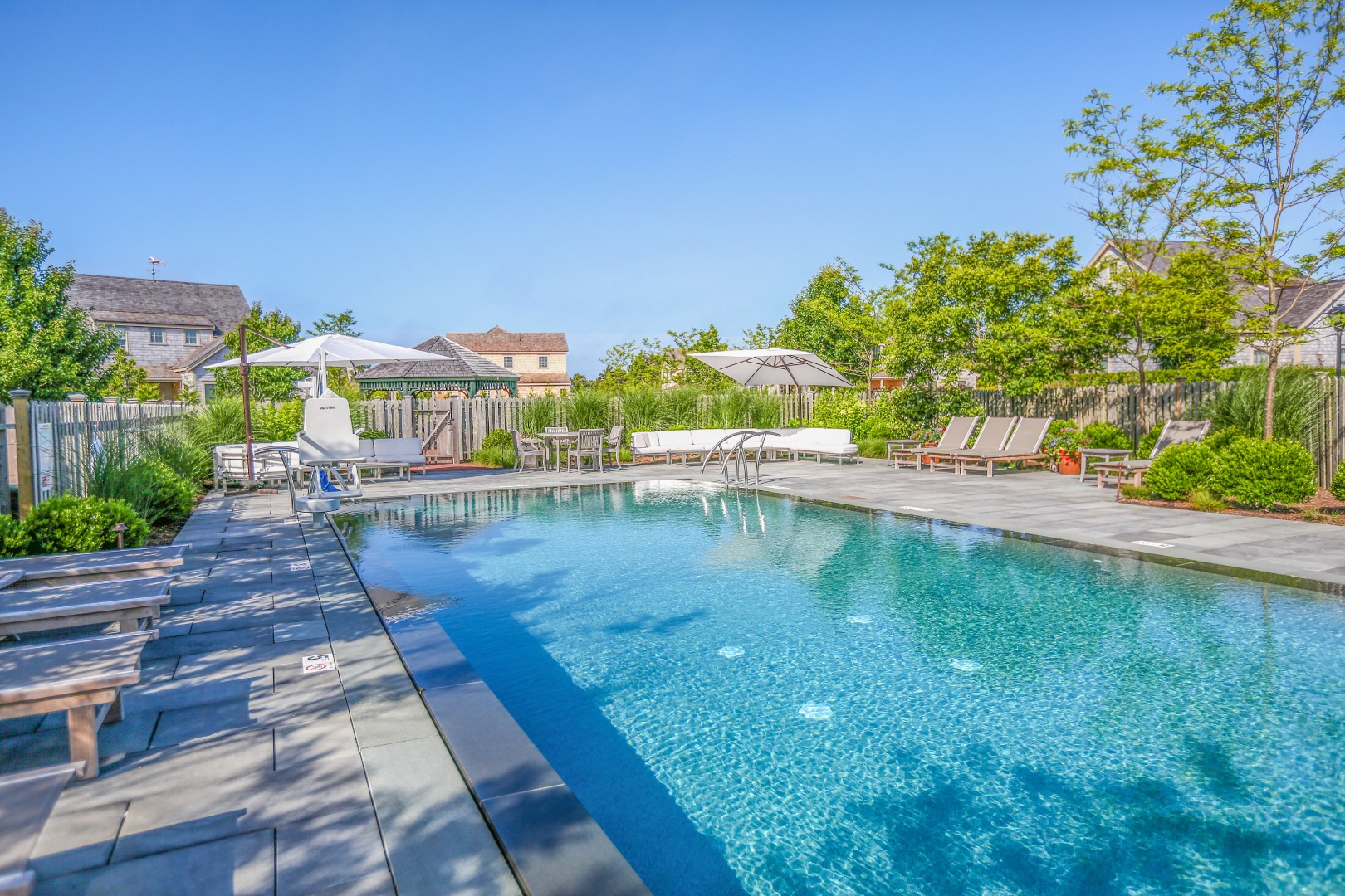 2 Wood Lily Road