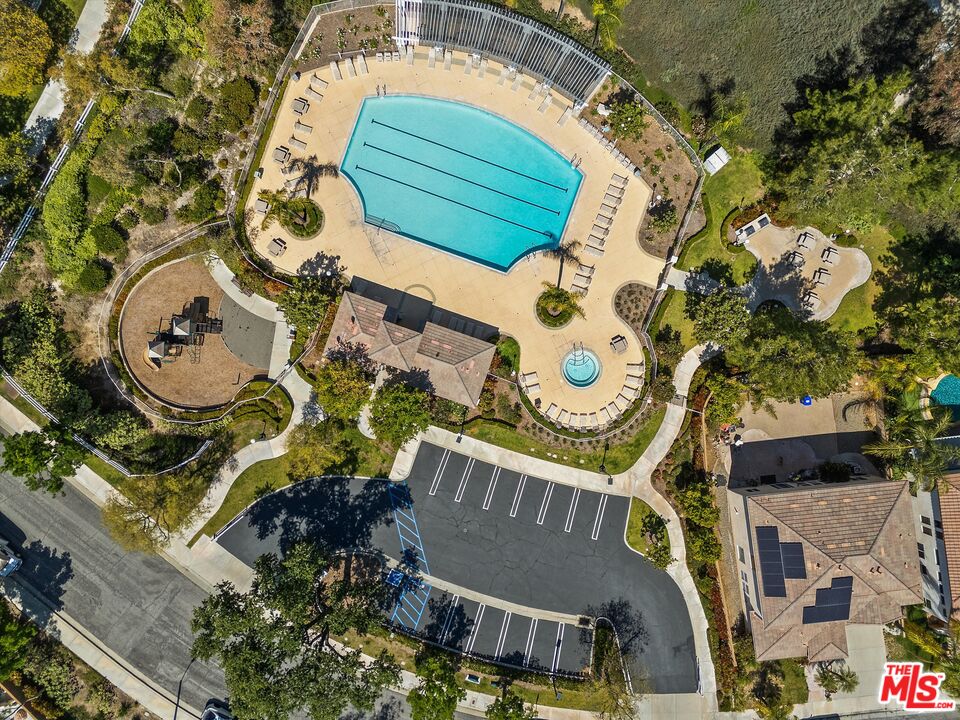 27964 Periwinkle Ln
