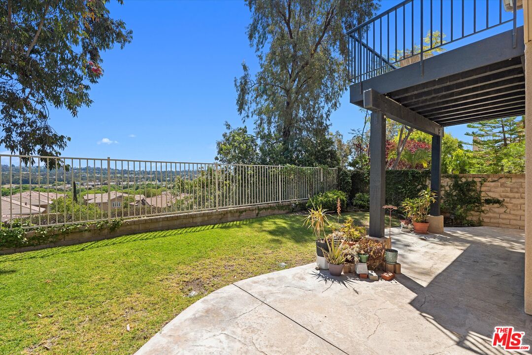 27964 Periwinkle Ln