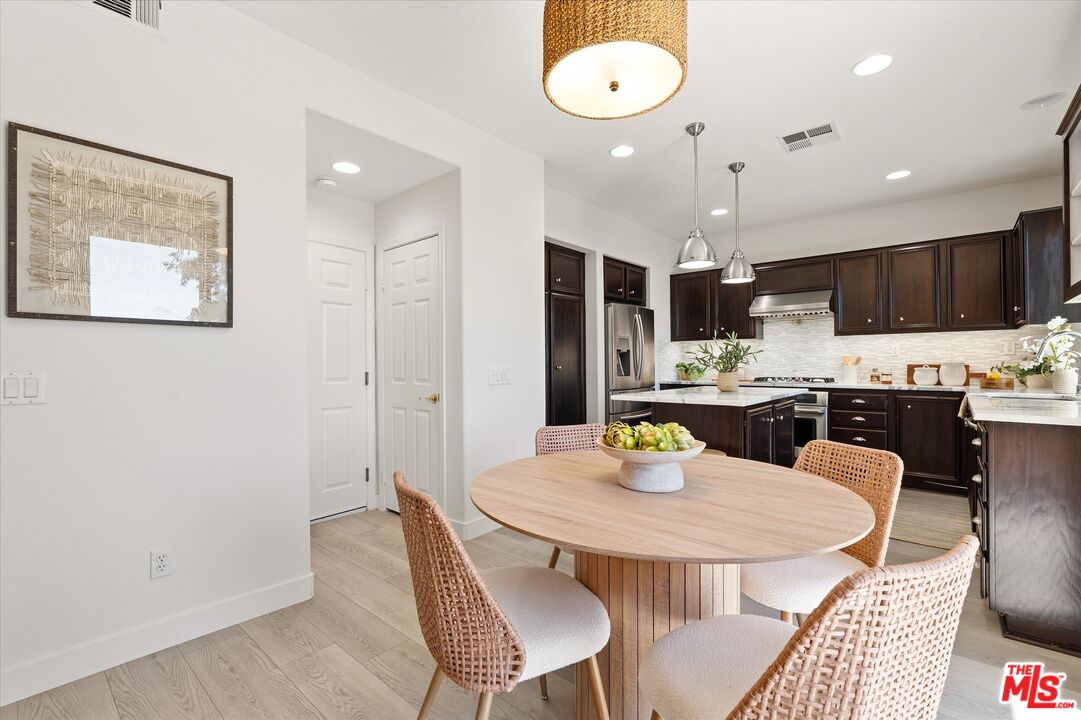 27964 Periwinkle Ln