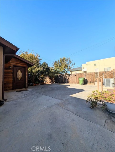5322 Lincoln AVE