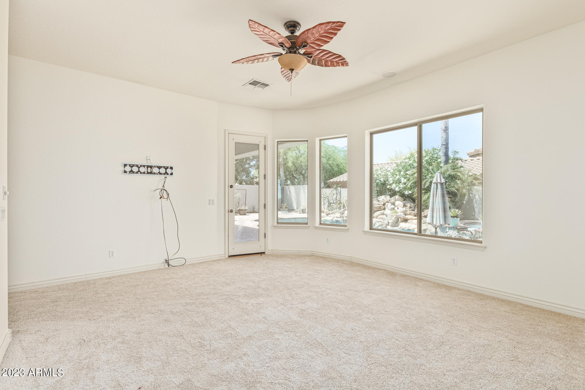 4352 E SANTA FE Court