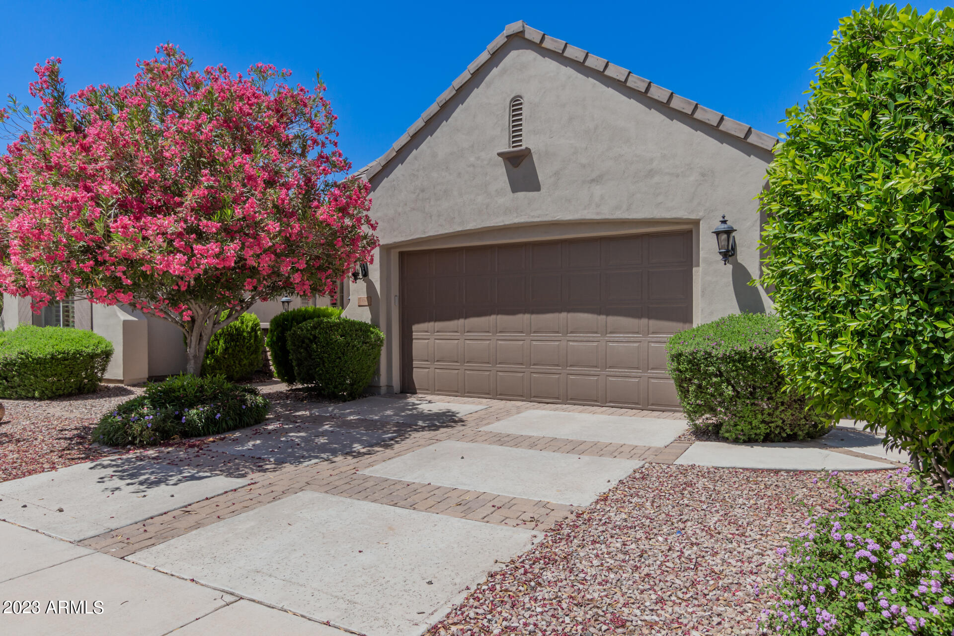 4352 E SANTA FE Court