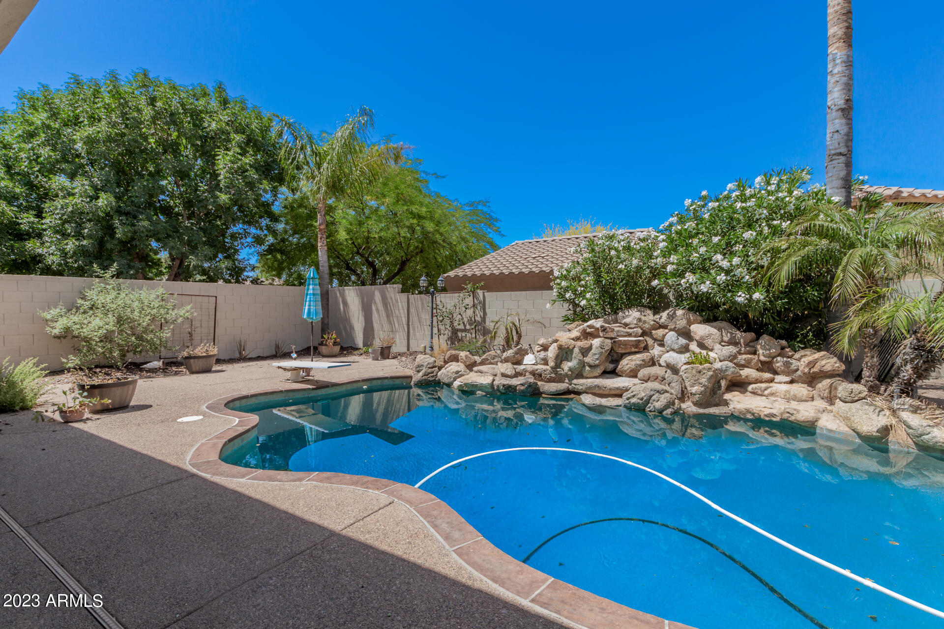 4352 E SANTA FE Court