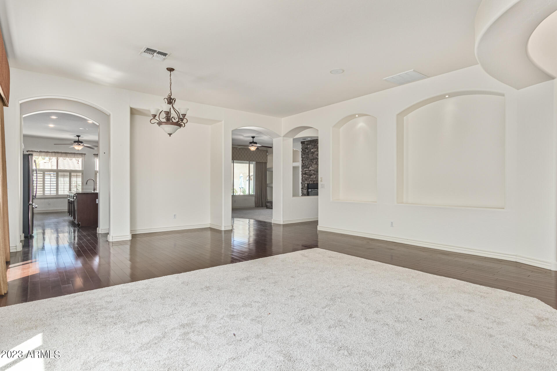 4352 E SANTA FE Court