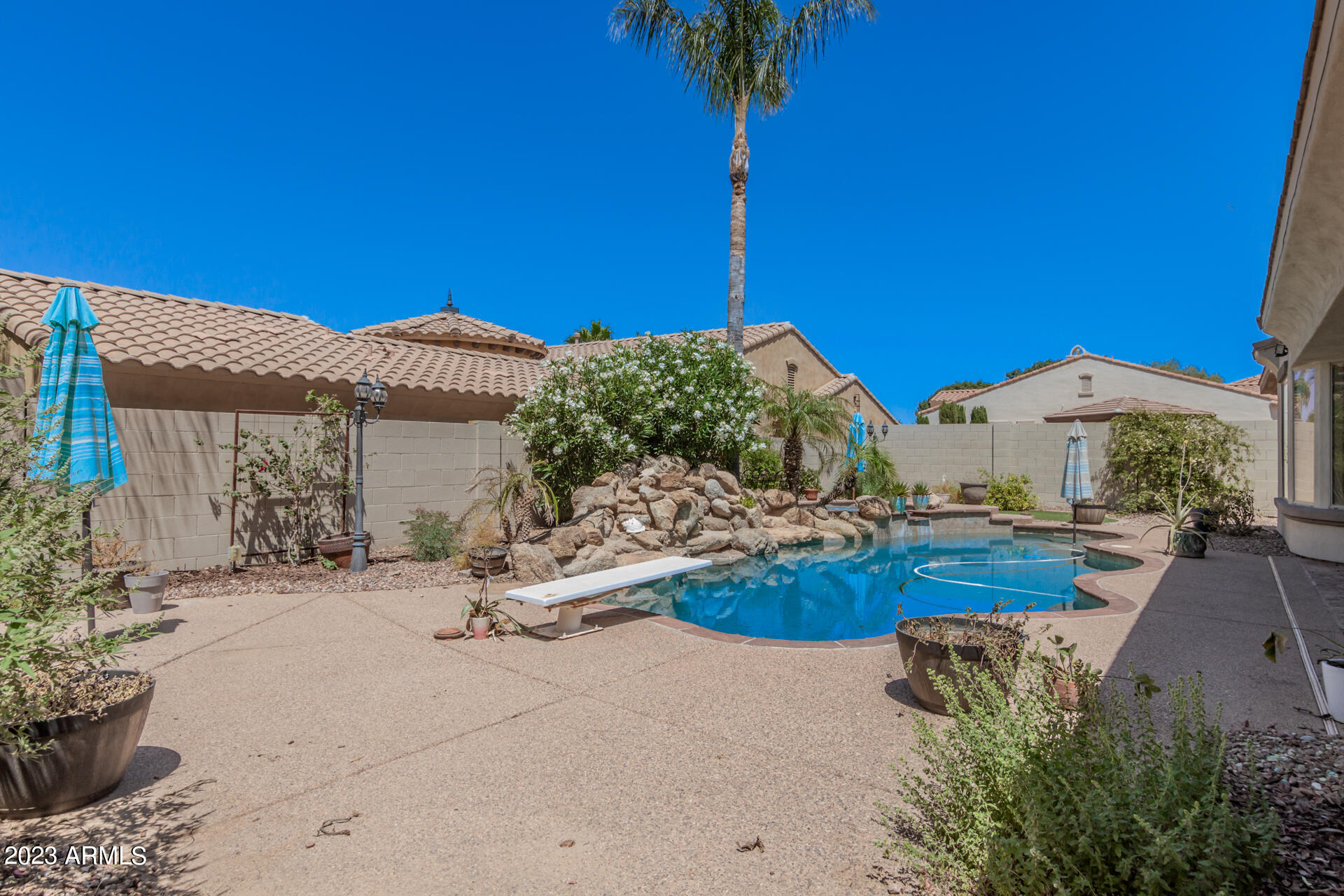 4352 E SANTA FE Court