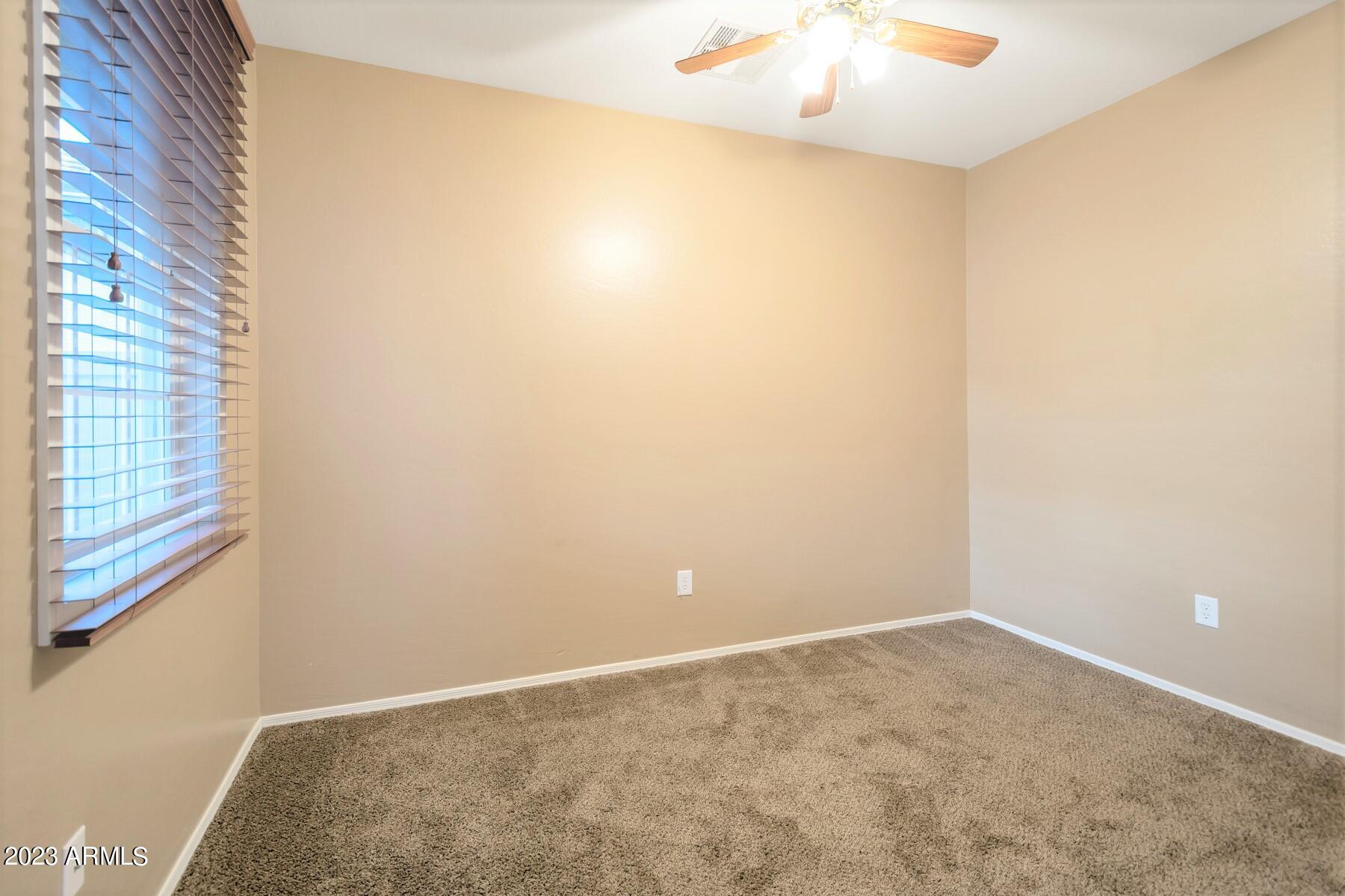 1142 S STORMENT Lane