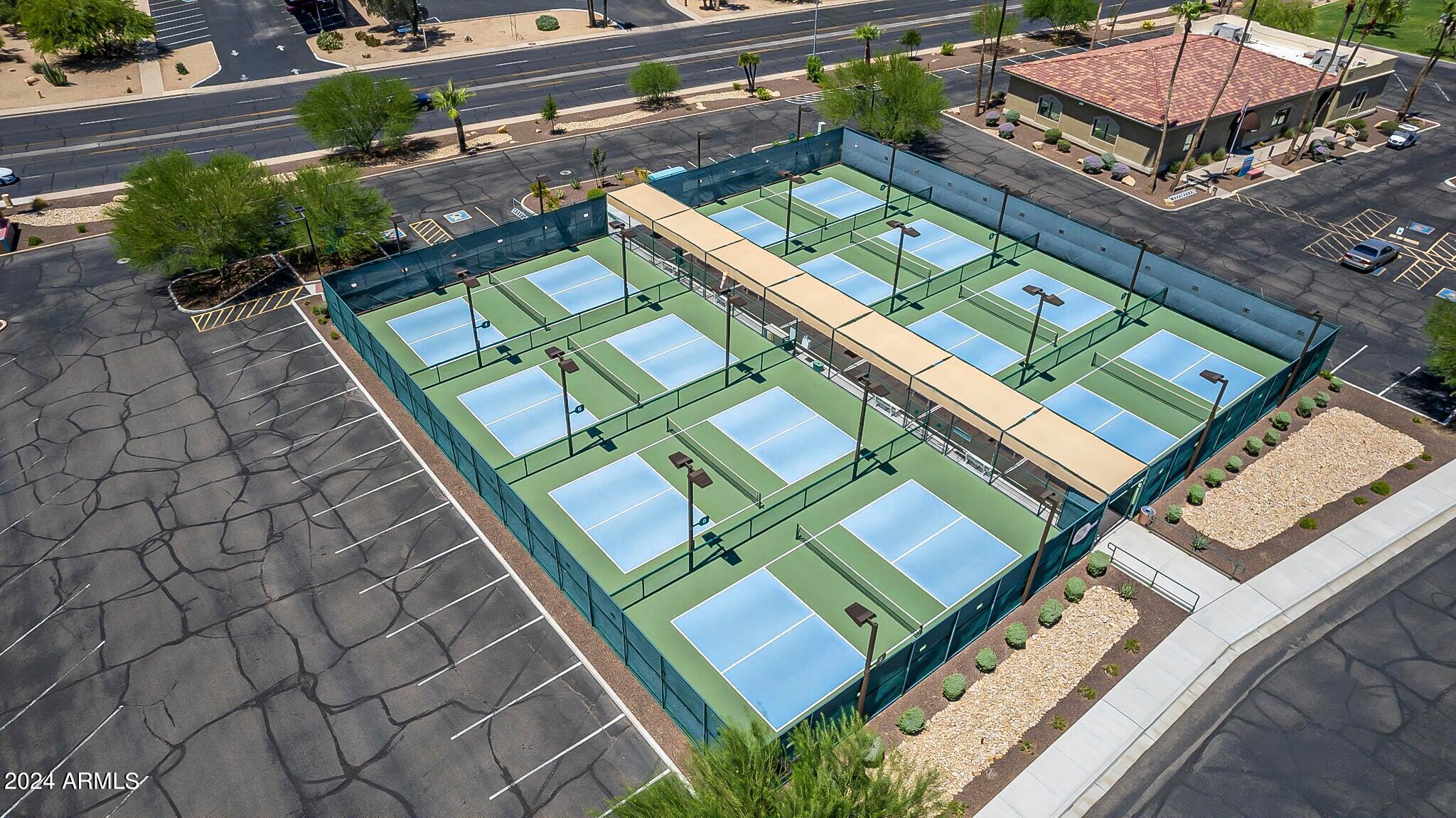 20003 N GREENVIEW Drive