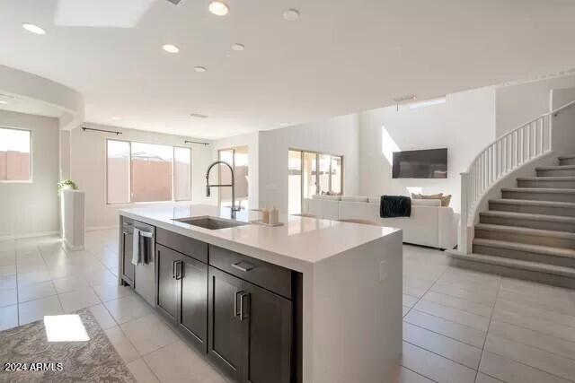 1885 W Summer Lane