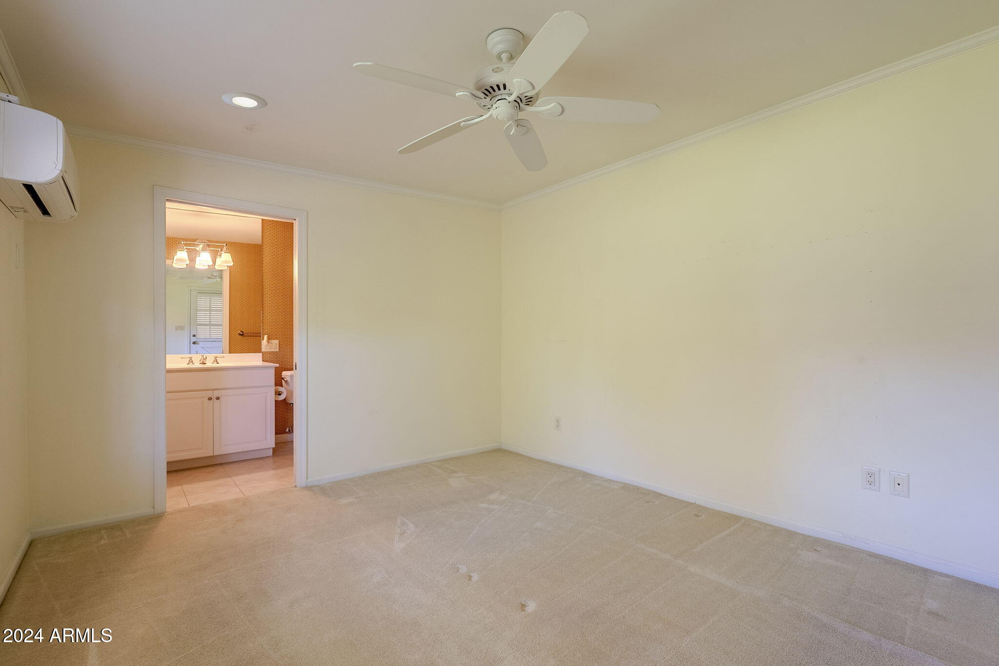 110 W GLENN Drive