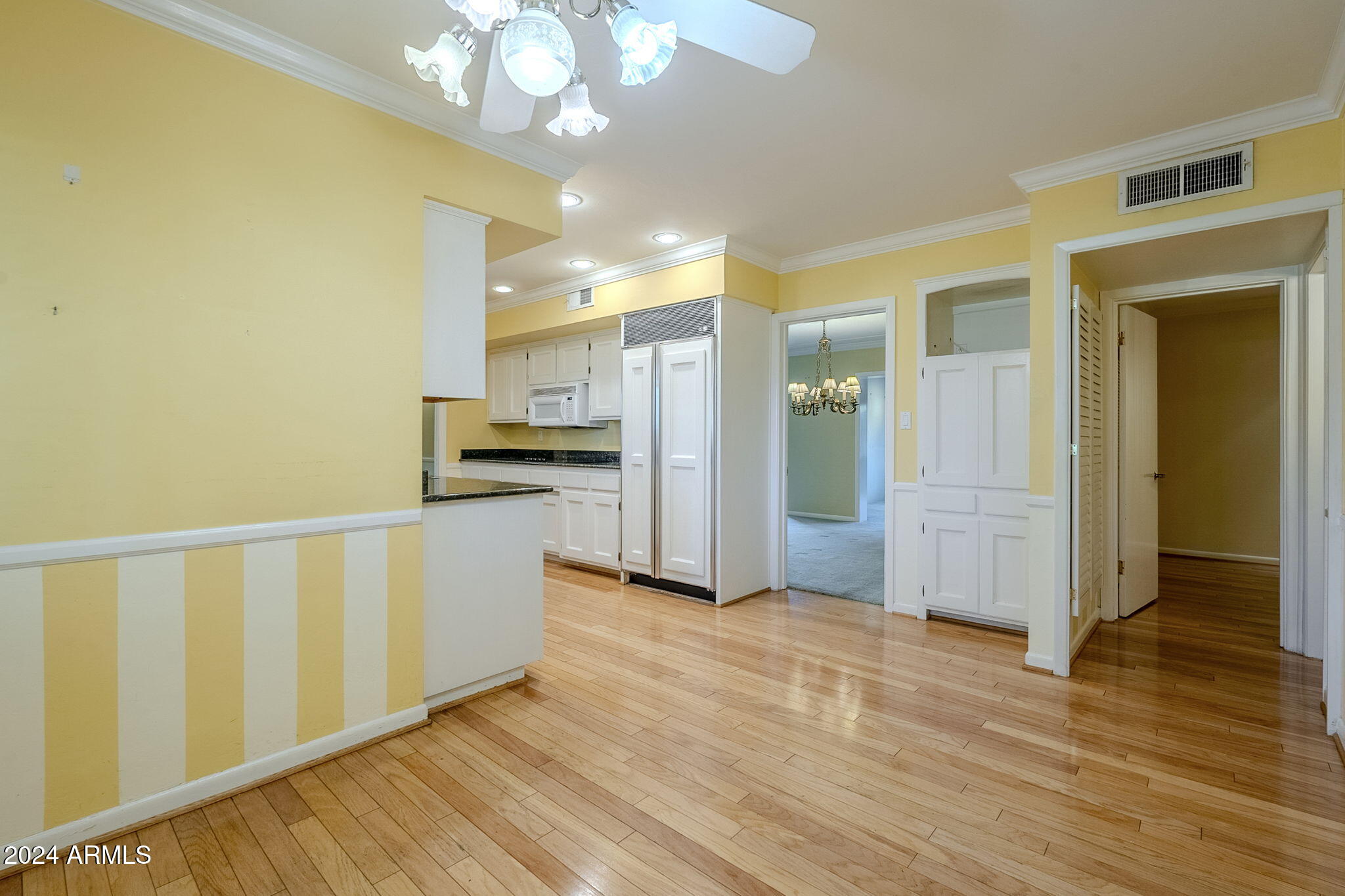 110 W GLENN Drive