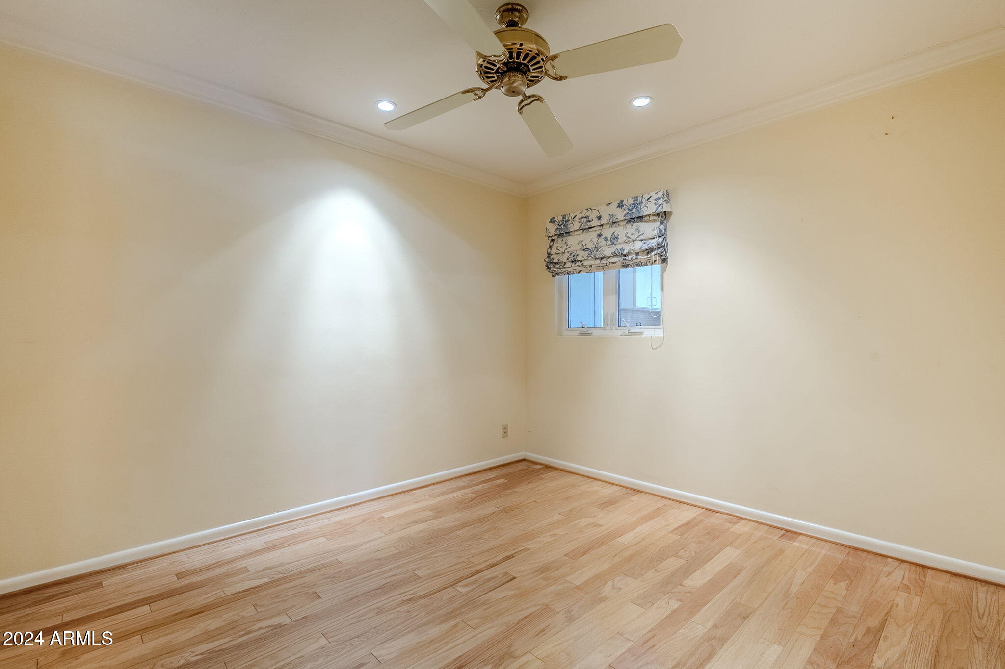 110 W GLENN Drive