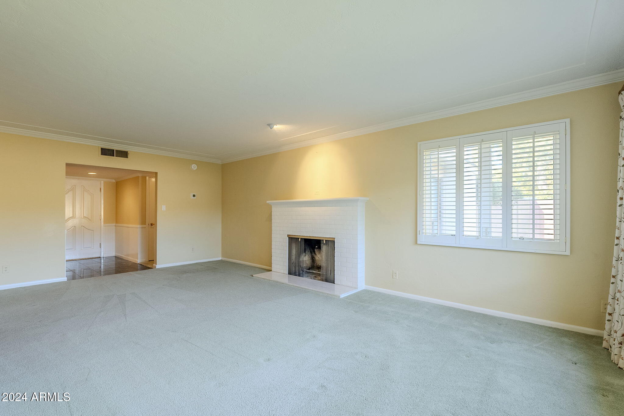 110 W GLENN Drive