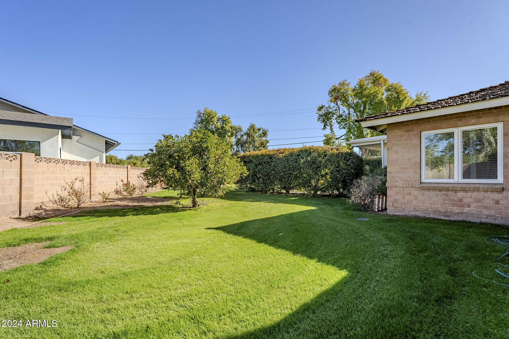 110 W GLENN Drive