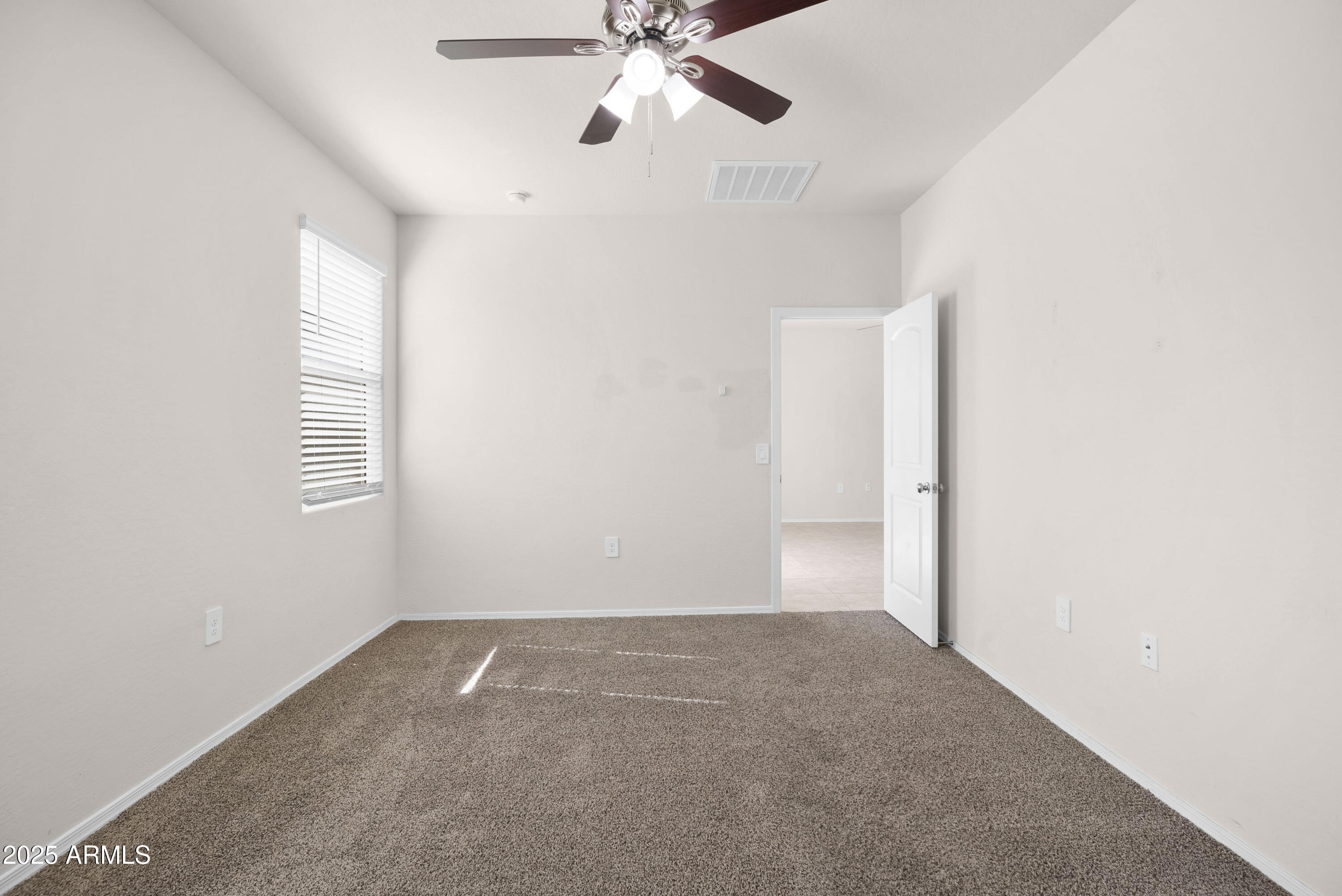 36529 W SAN CAPISTRANO Avenue