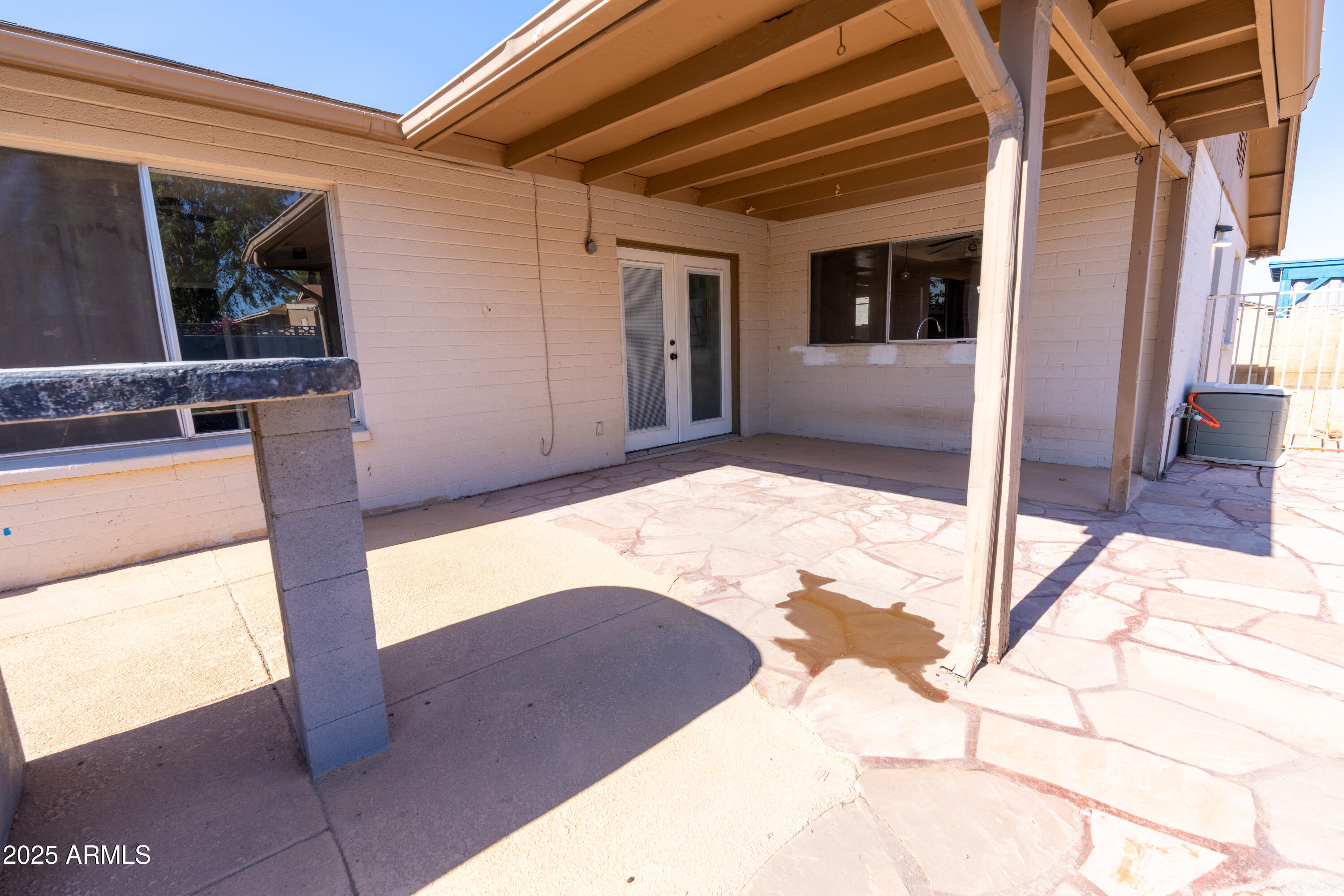 3530 E EDGEWOOD Avenue