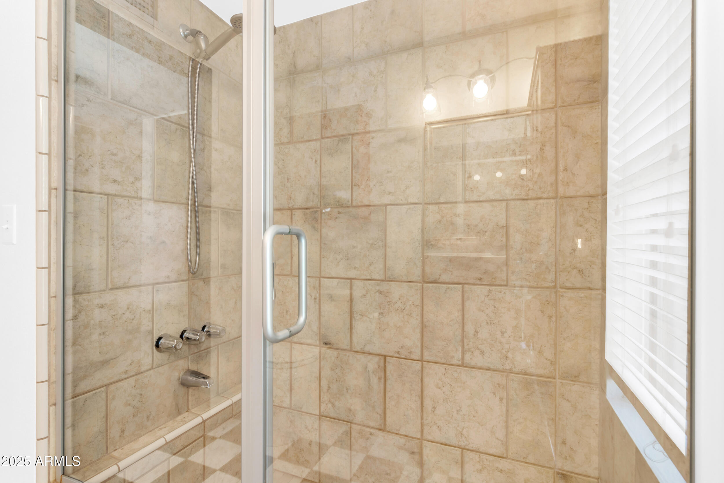 1101 E North Lane 3