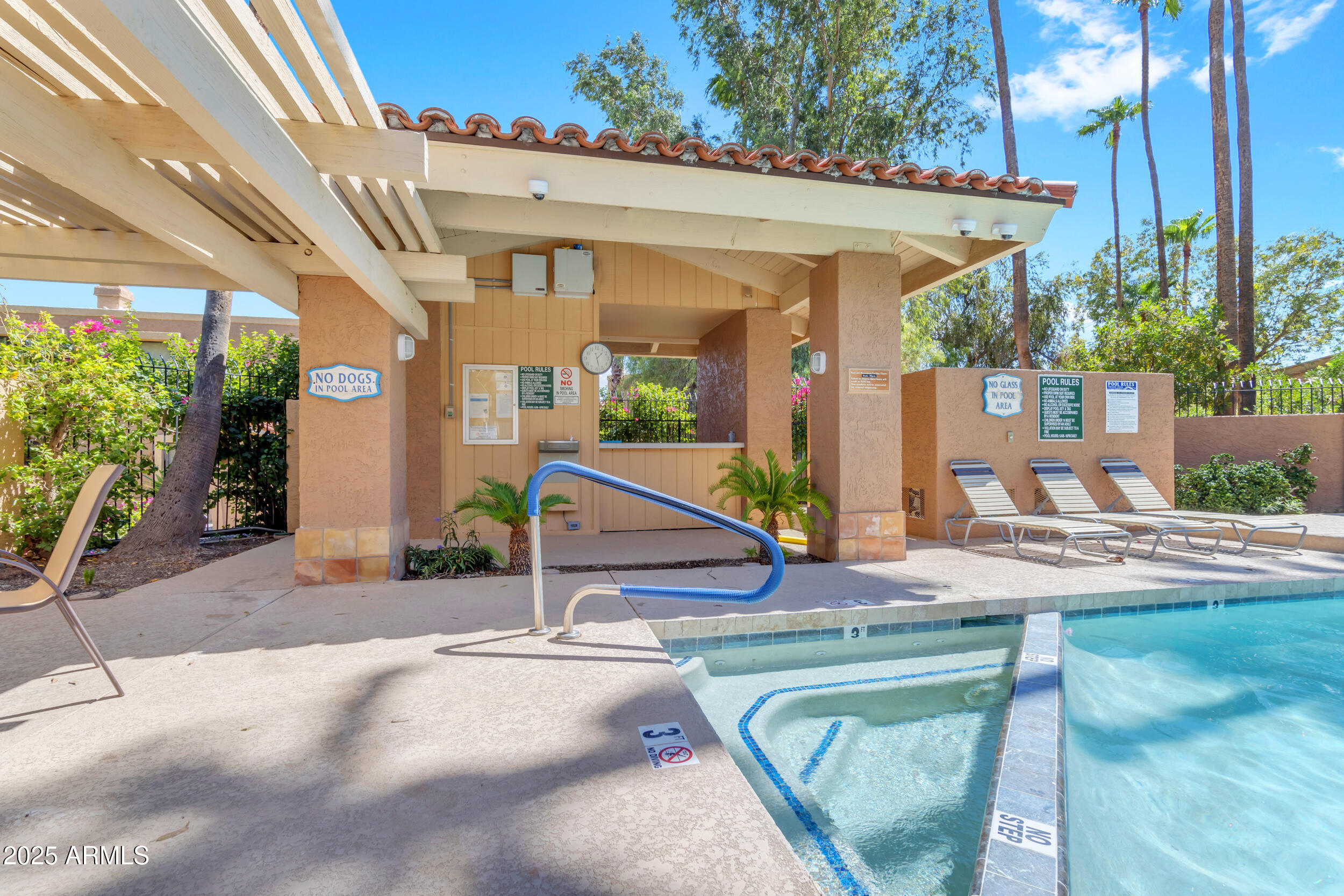 1101 E North Lane 3