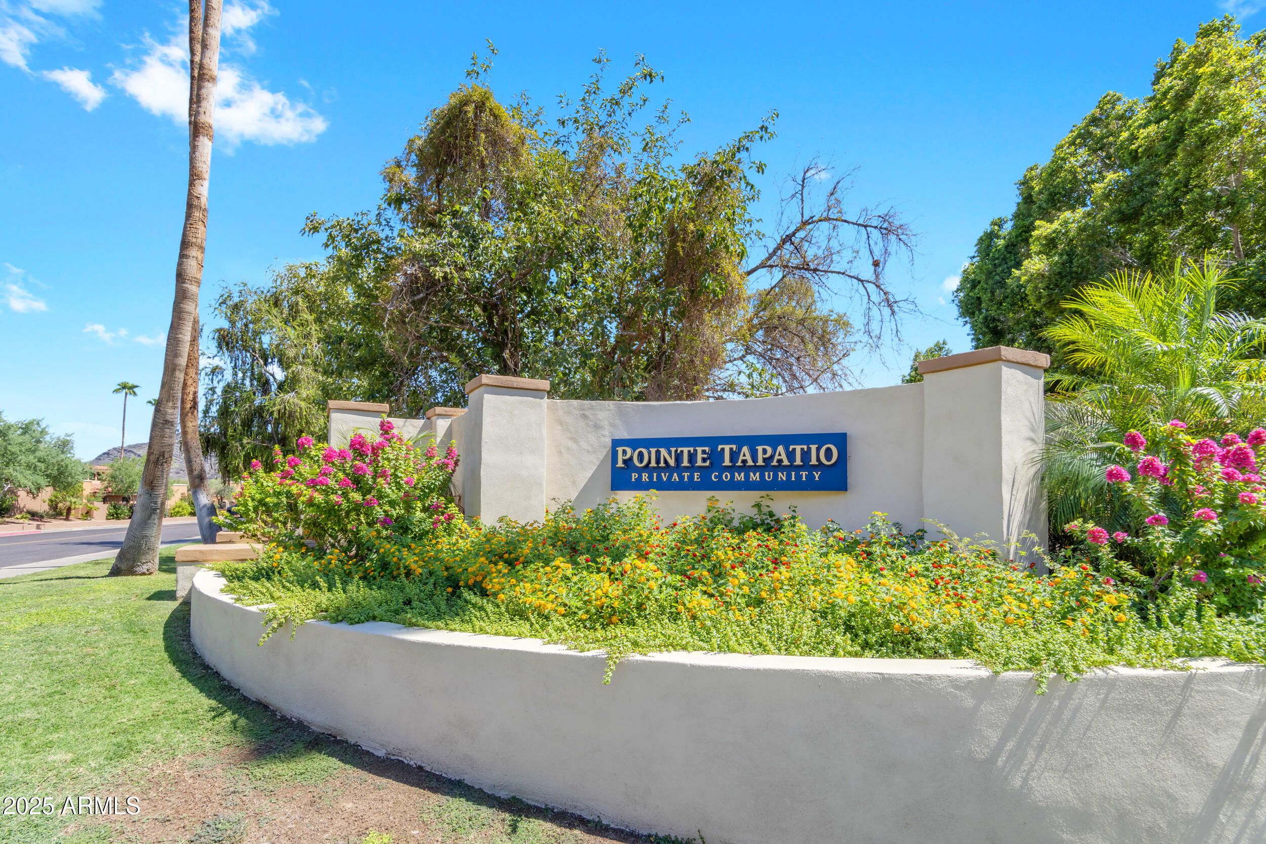 1101 E North Lane 3