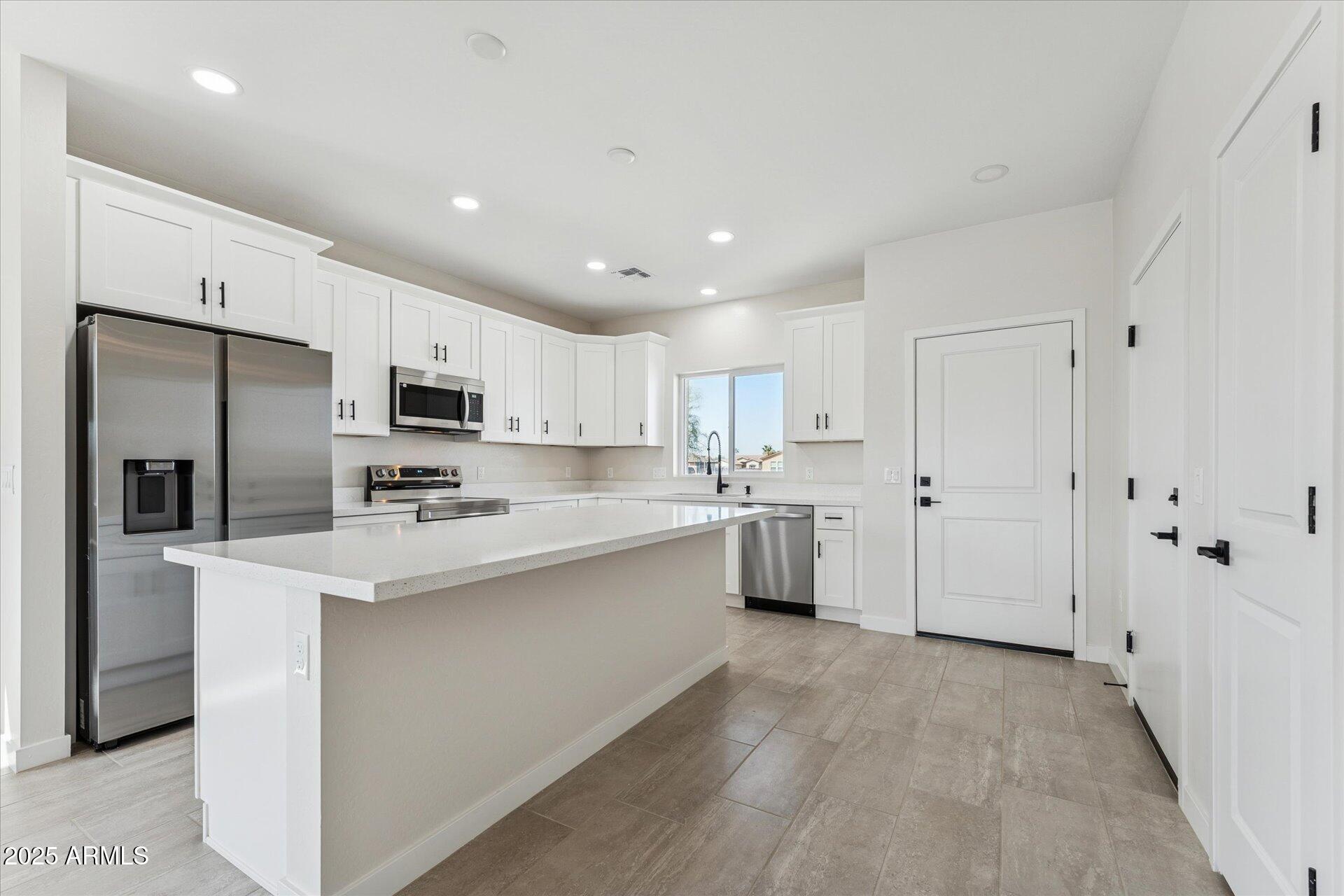 15081 S CAPISTRANO Road